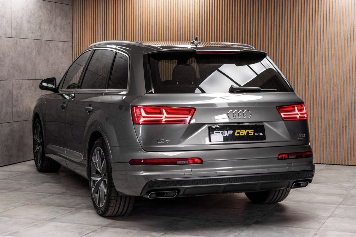 Audi Q7, 3.0TDI AIR*S-LINE*TAŽNÉ*7.MÍST - fotka 4