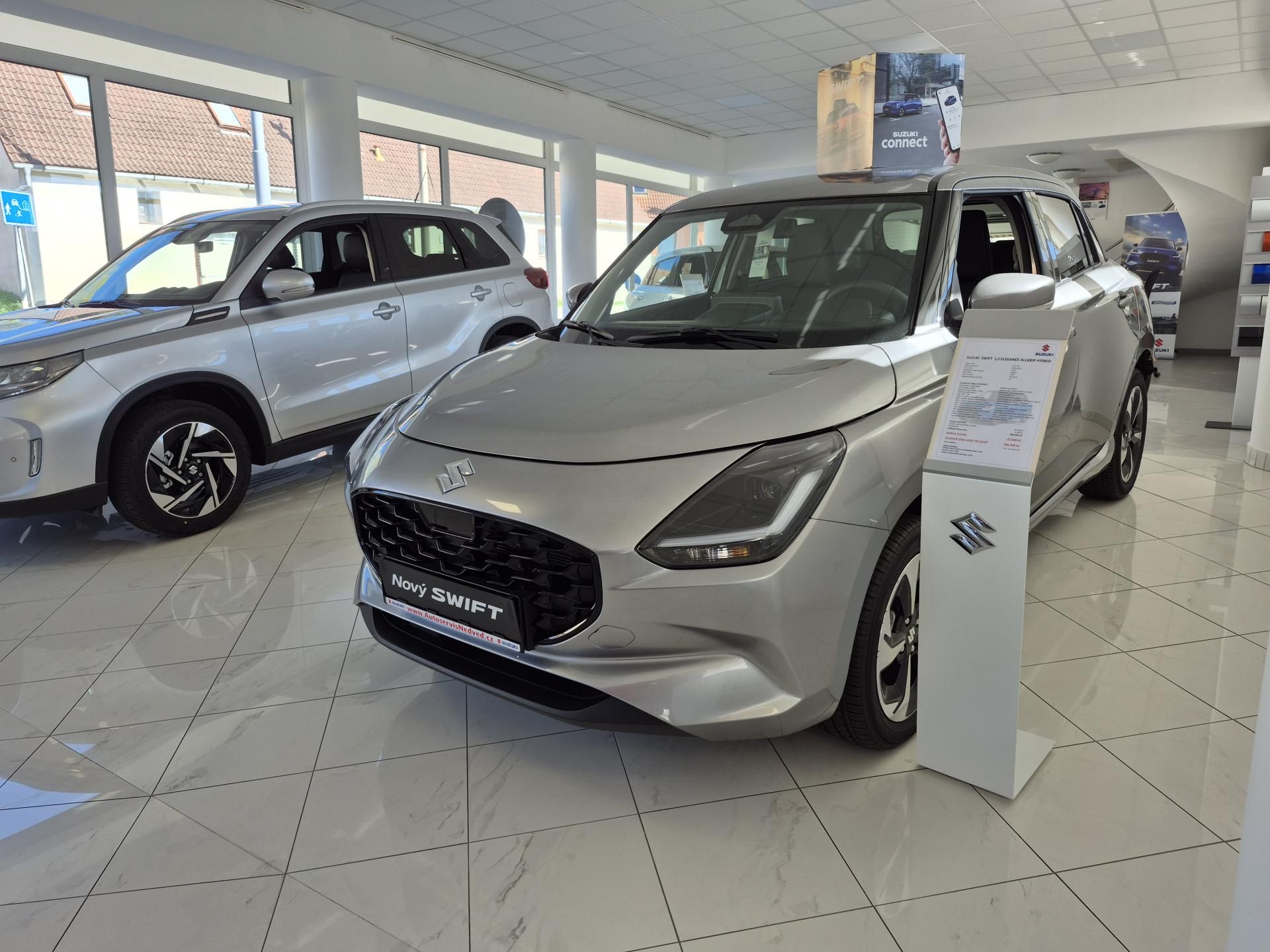 Suzuki Swift, 1,2 ELEGANCE ALLGRIP HYBRID - fotka 2