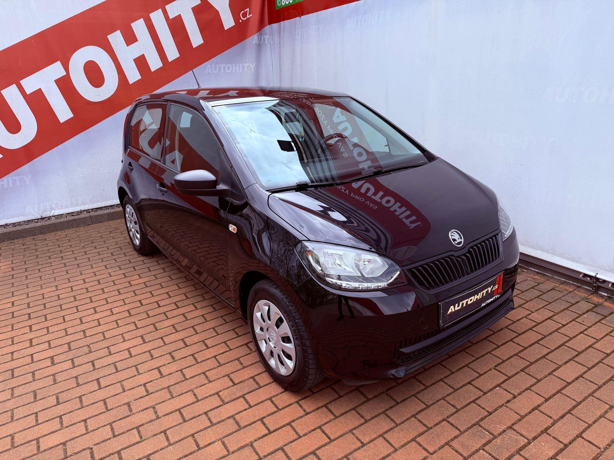 Škoda Citigo, 1.0 MPi Cool Edition, Serviska - fotka 5