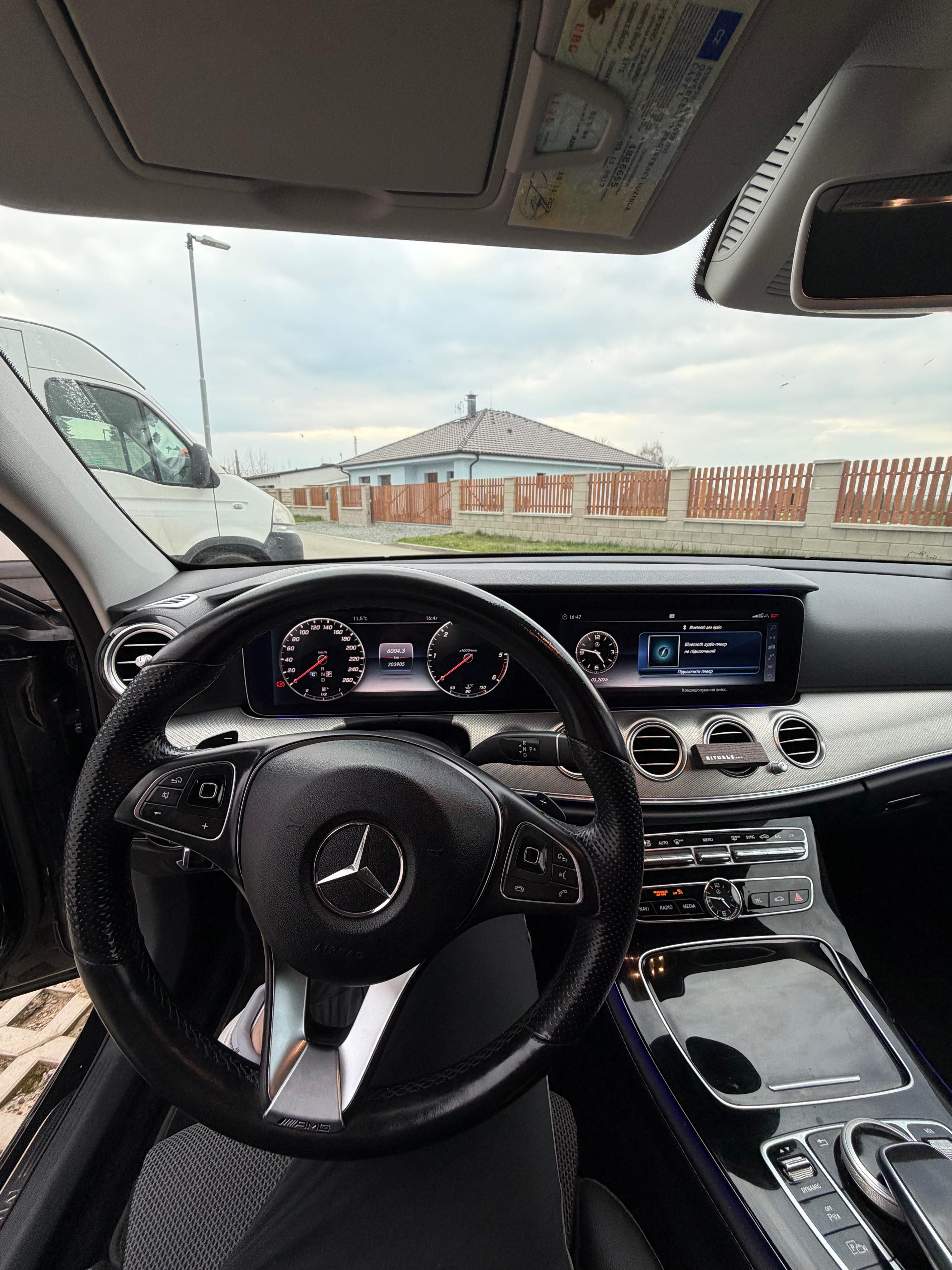 Mercedes-Benz Třídy E, Mercedes-Benz 220d W213 - fotka 4