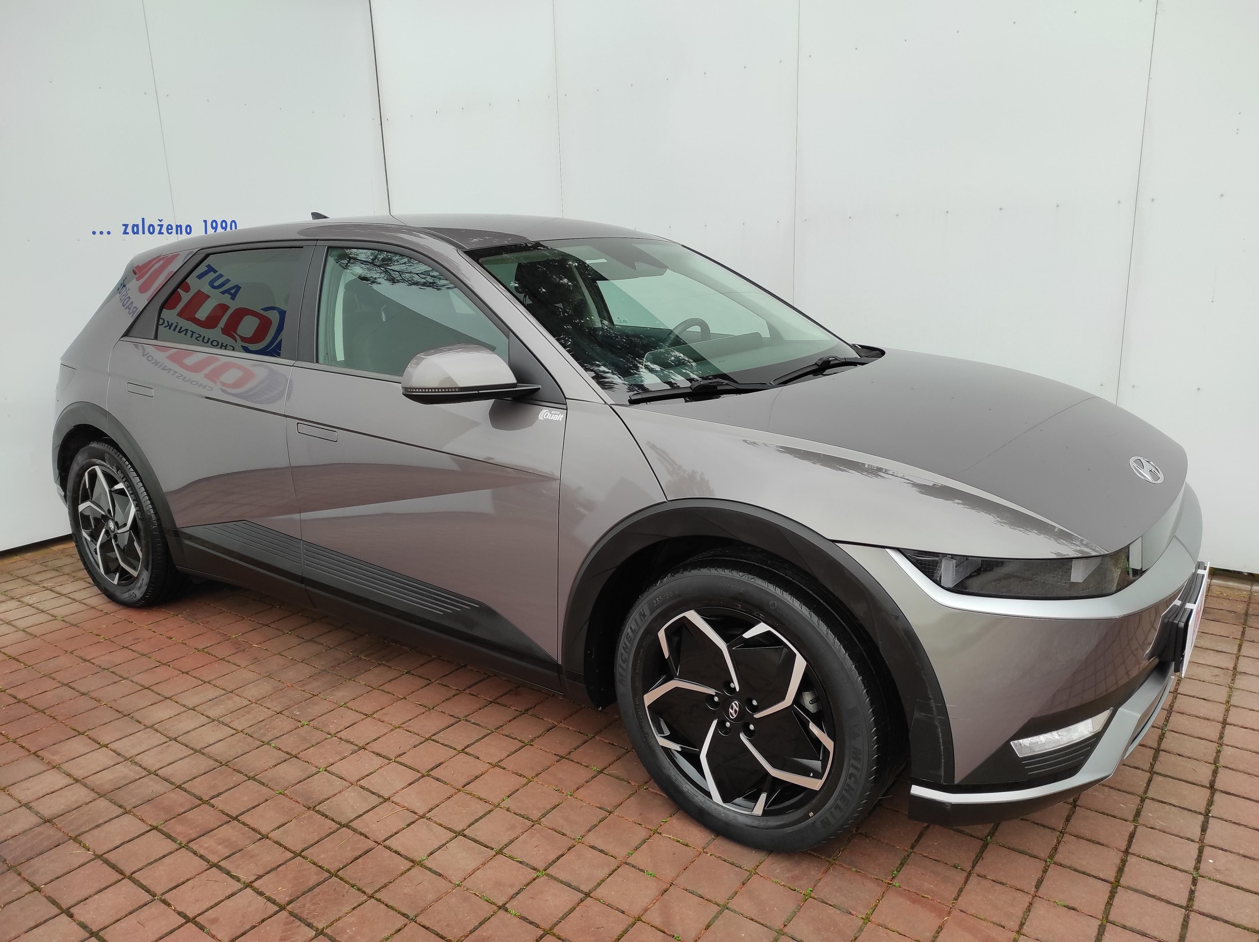 Hyundai Ioniq 5, STYLE 73 kWh SOH 97,6 % - fotka 5