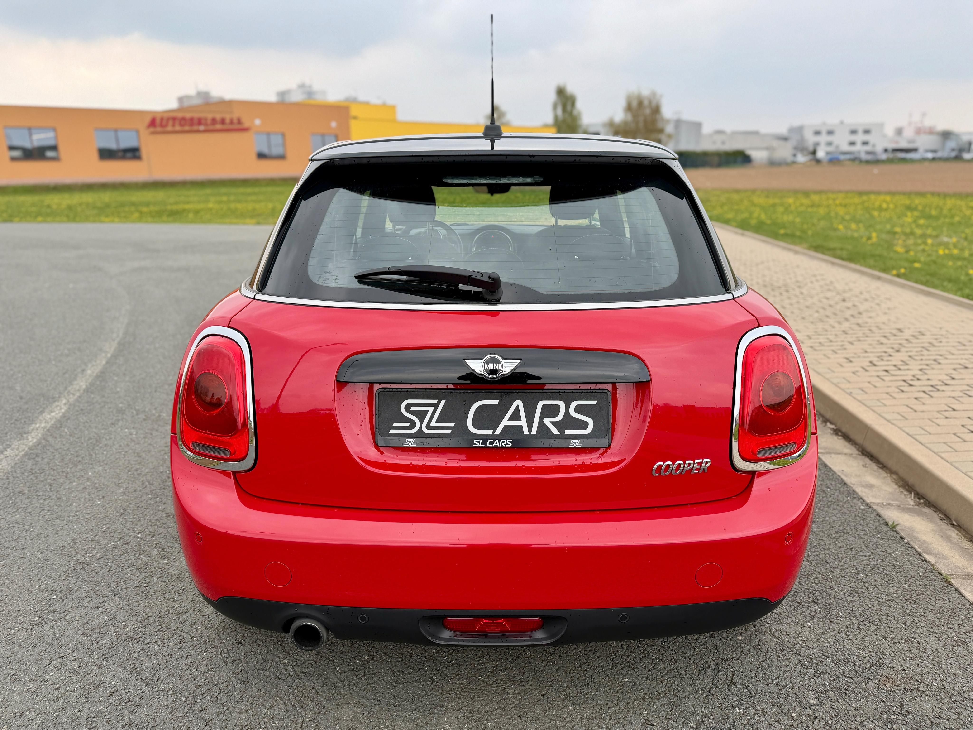 Mini Cooper, 1.5i PANORAMA KLIMA SERVISKA - fotka 4