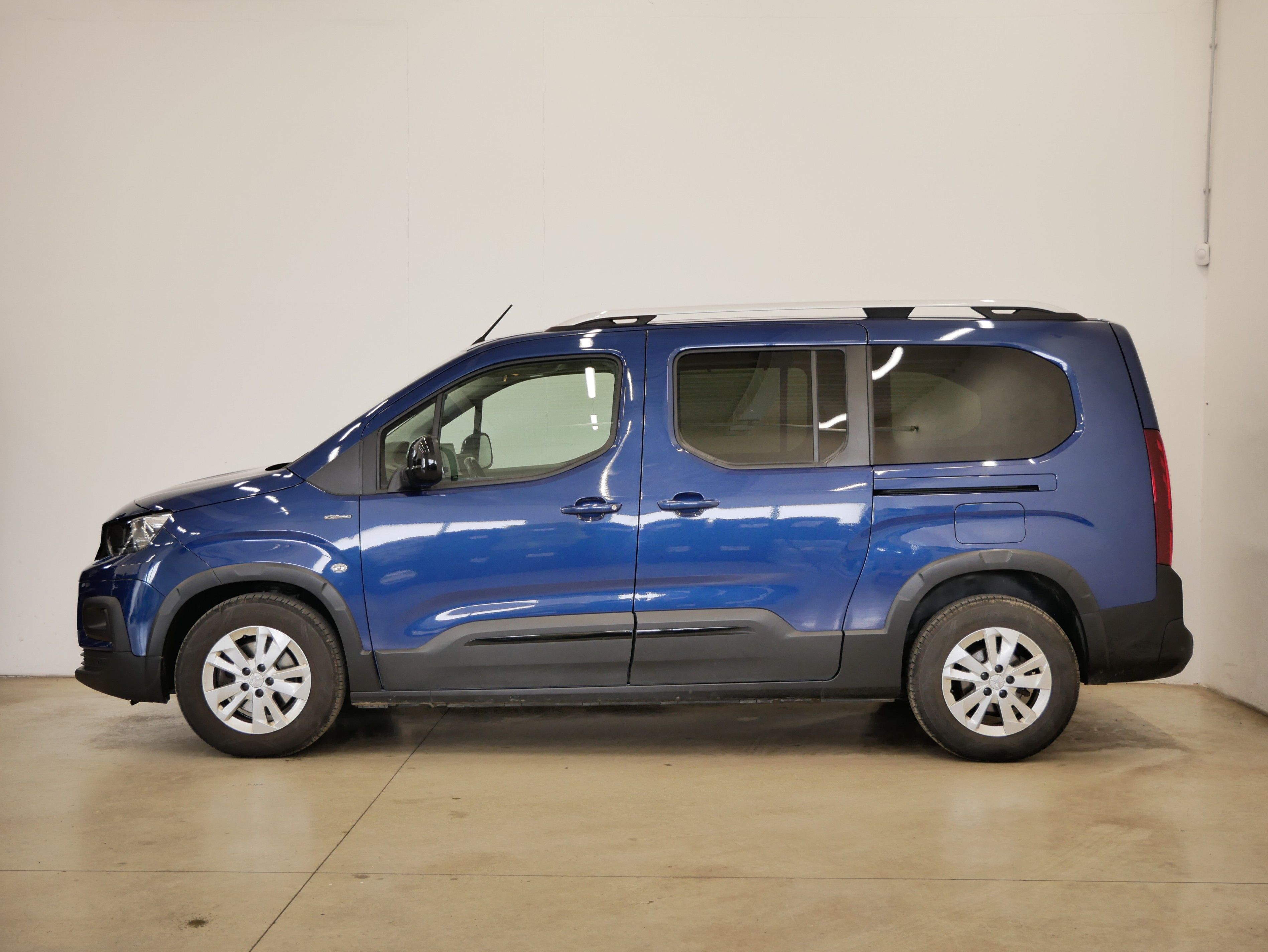 Peugeot Rifter, 1.5BlueHDi 96kW GT-LINE Long - fotka 3