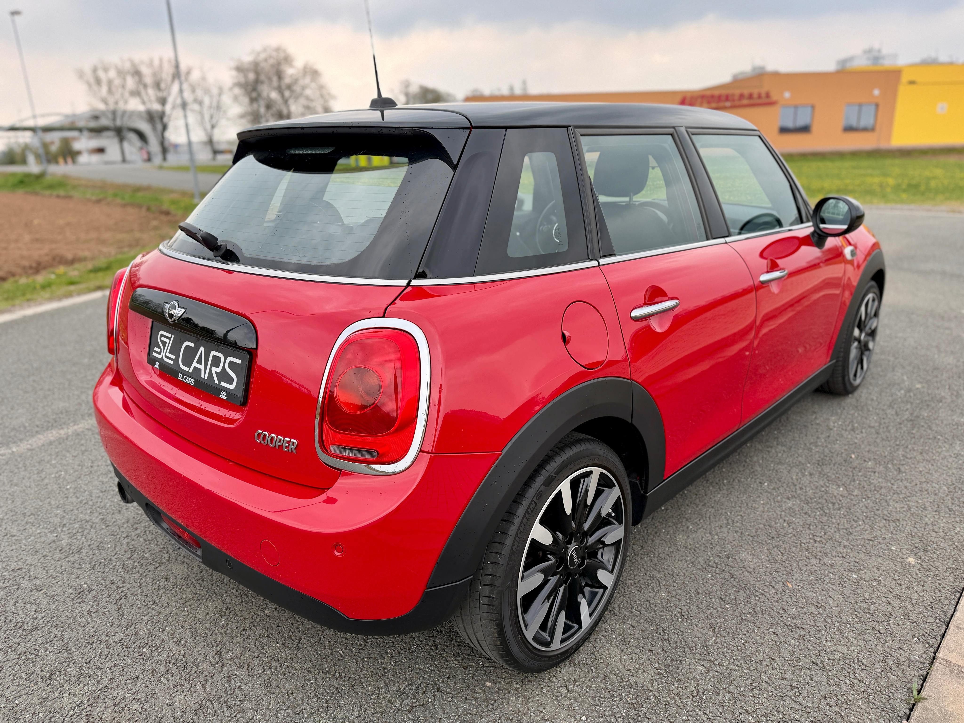 Mini Cooper, 1.5i PANORAMA KLIMA SERVISKA - fotka 5