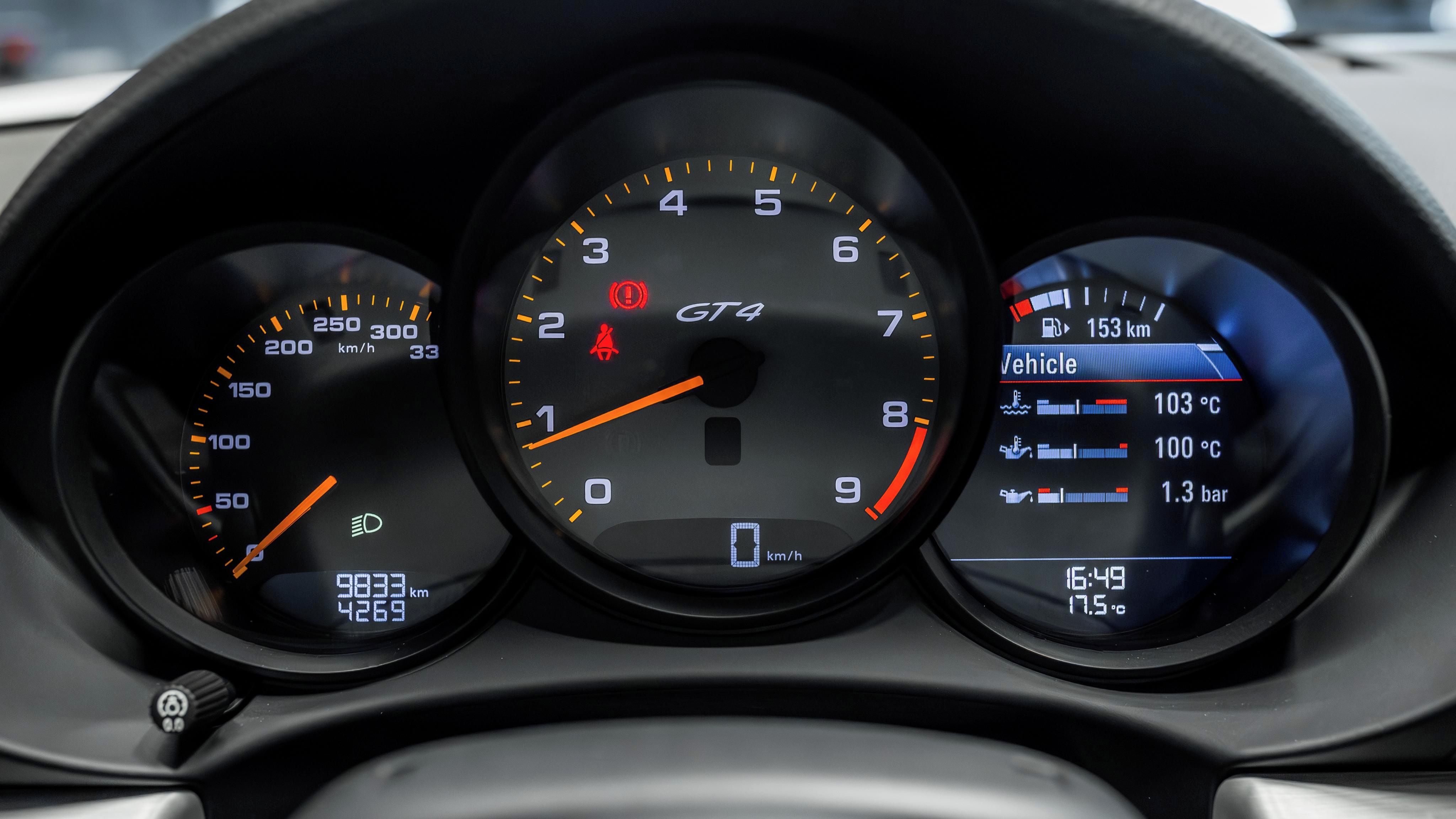 Porsche Cayman, GT4, ZÁRUKA - fotka 6