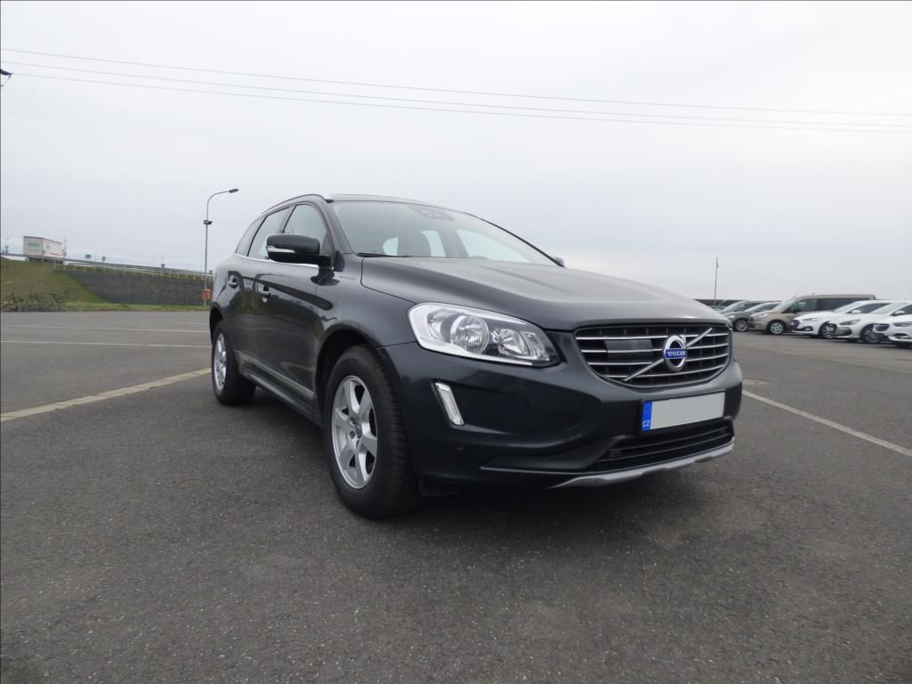 Volvo XC60, 2,0 D3  Summum - fotka 2