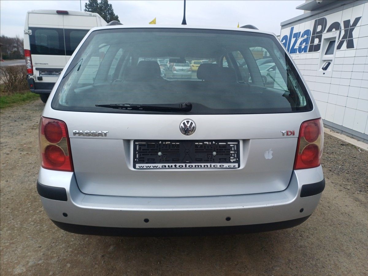 Volkswagen Passat, 1,9 TDI Comfortline - fotka 5