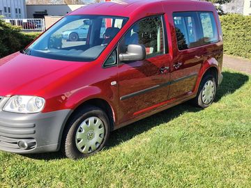 VW Caddy 1,9 TDi, Life family