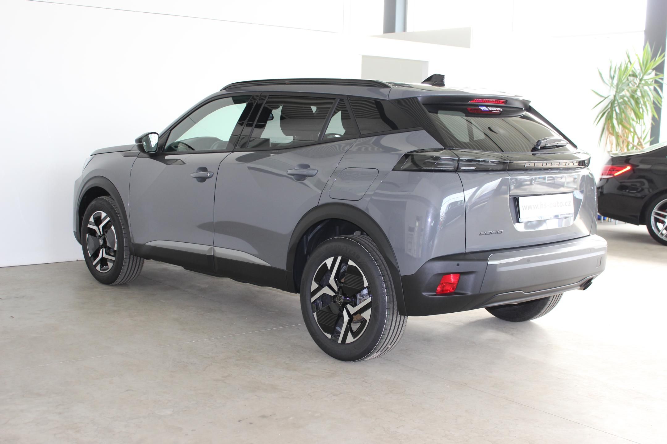 Peugeot 2008, ALLURE PureTech 100 S&S MAN6 - fotka 3