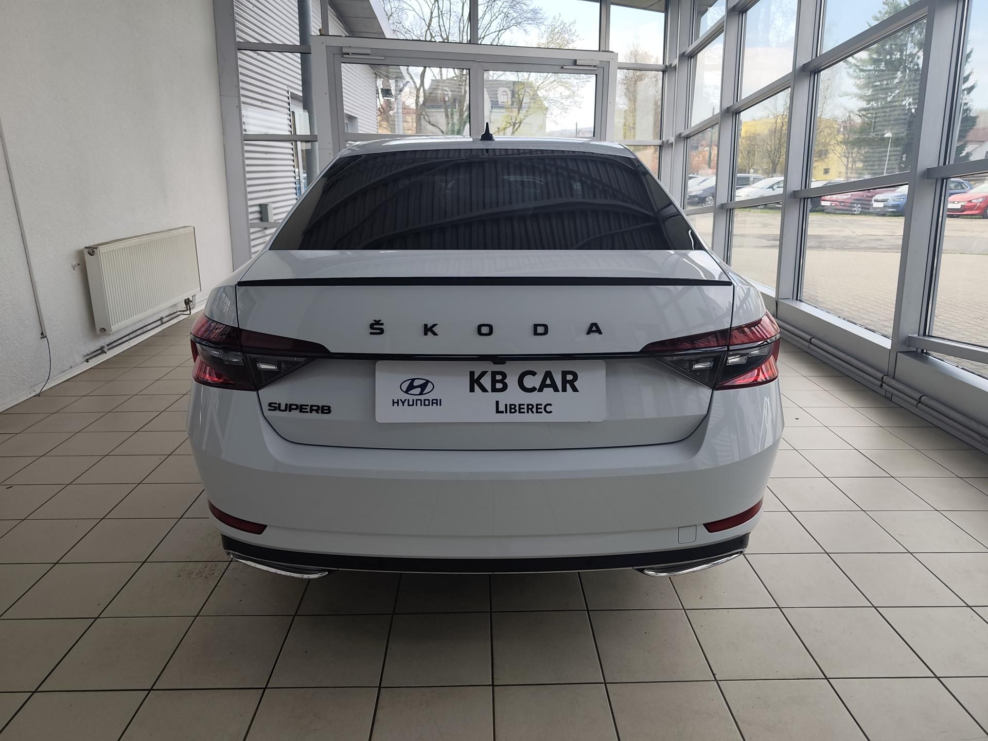Škoda Superb, 2.0TDi 110kW Sportline DSG - fotka 3