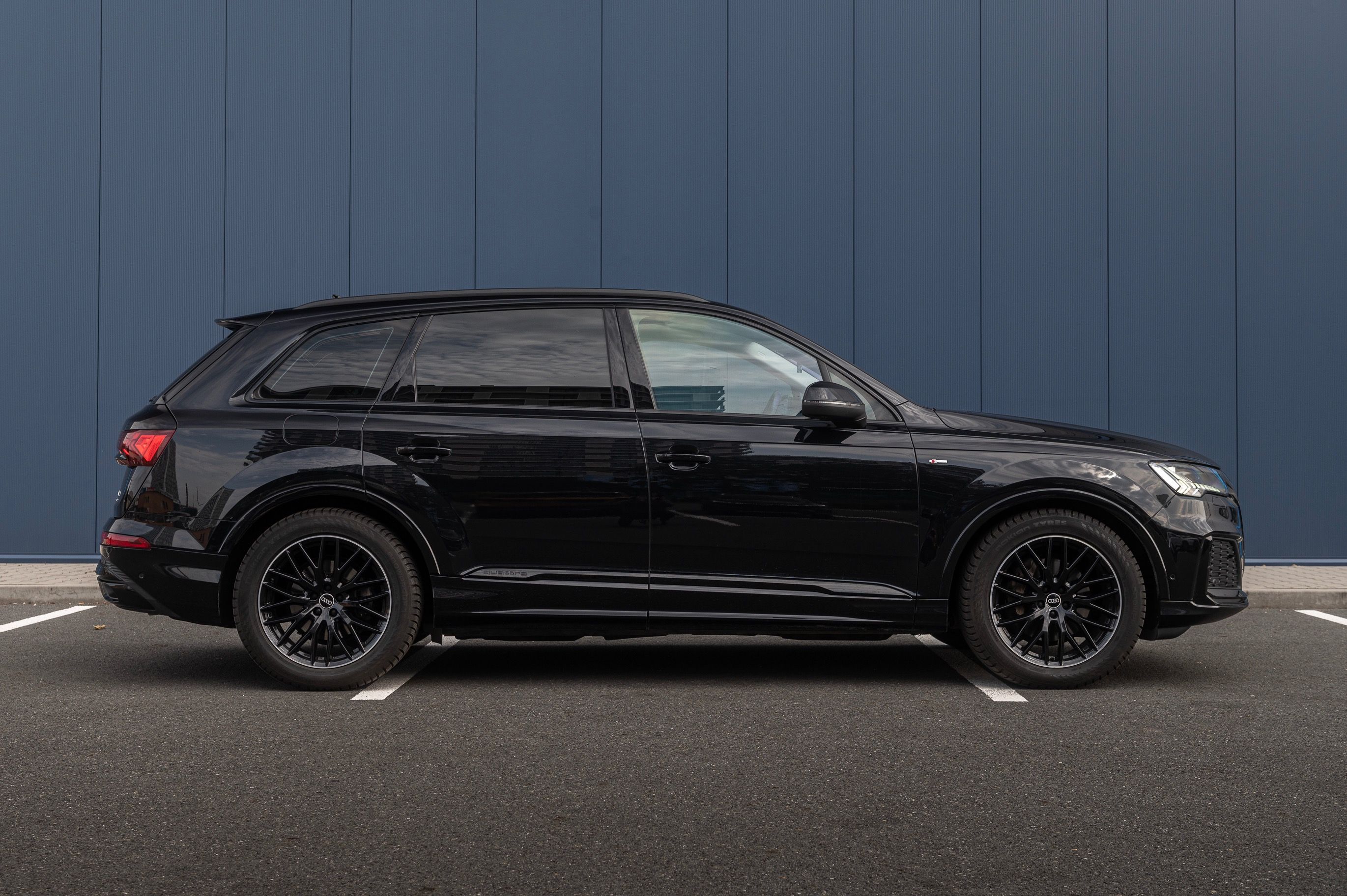 Audi Q7, 45TDI S-Line ACC Matrix NezT - fotka 4