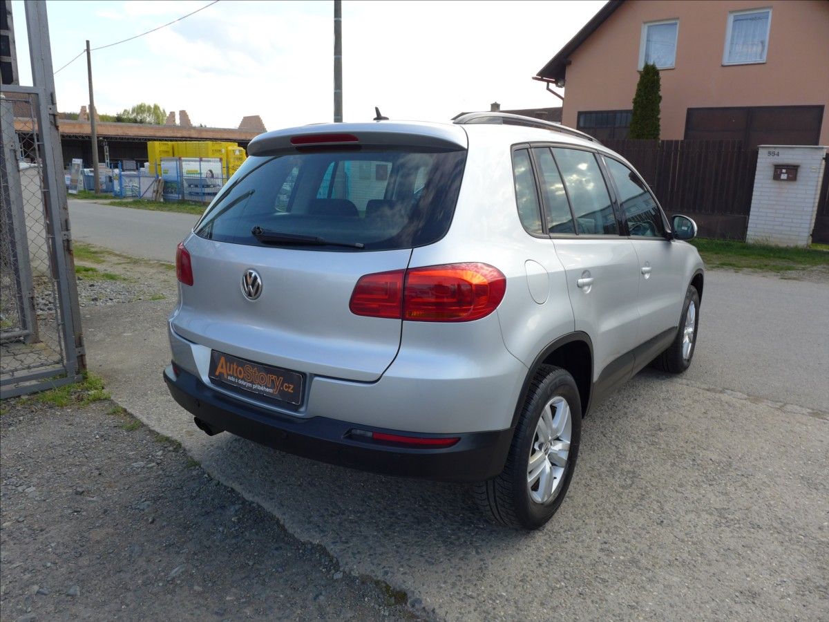 Volkswagen Tiguan, 1,4 TSI  DIGI AC, VÝHŘEV, PDC - fotka 6
