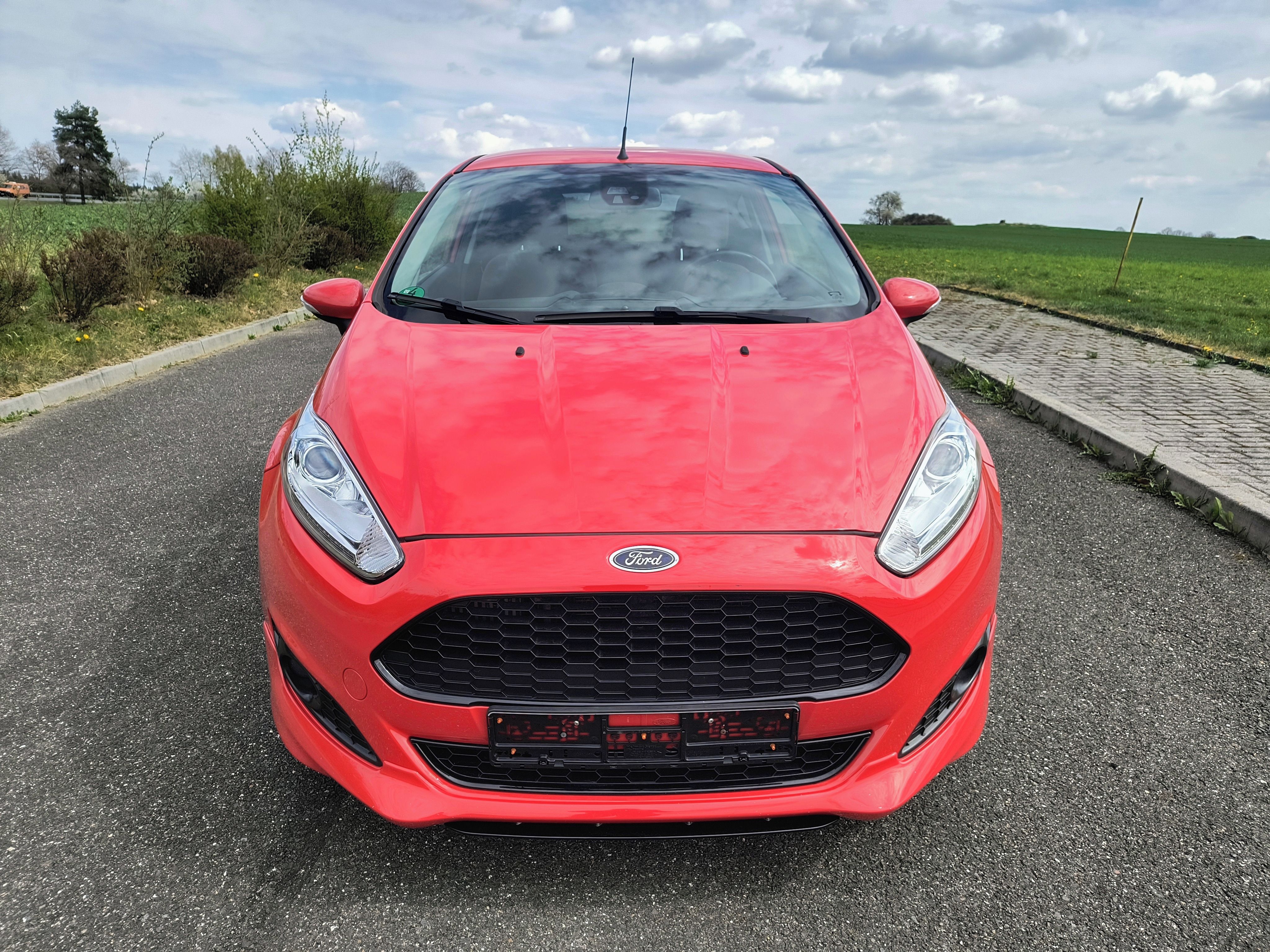 Ford Fiesta, ST-line 1.6TDCi 70kw - fotka 2