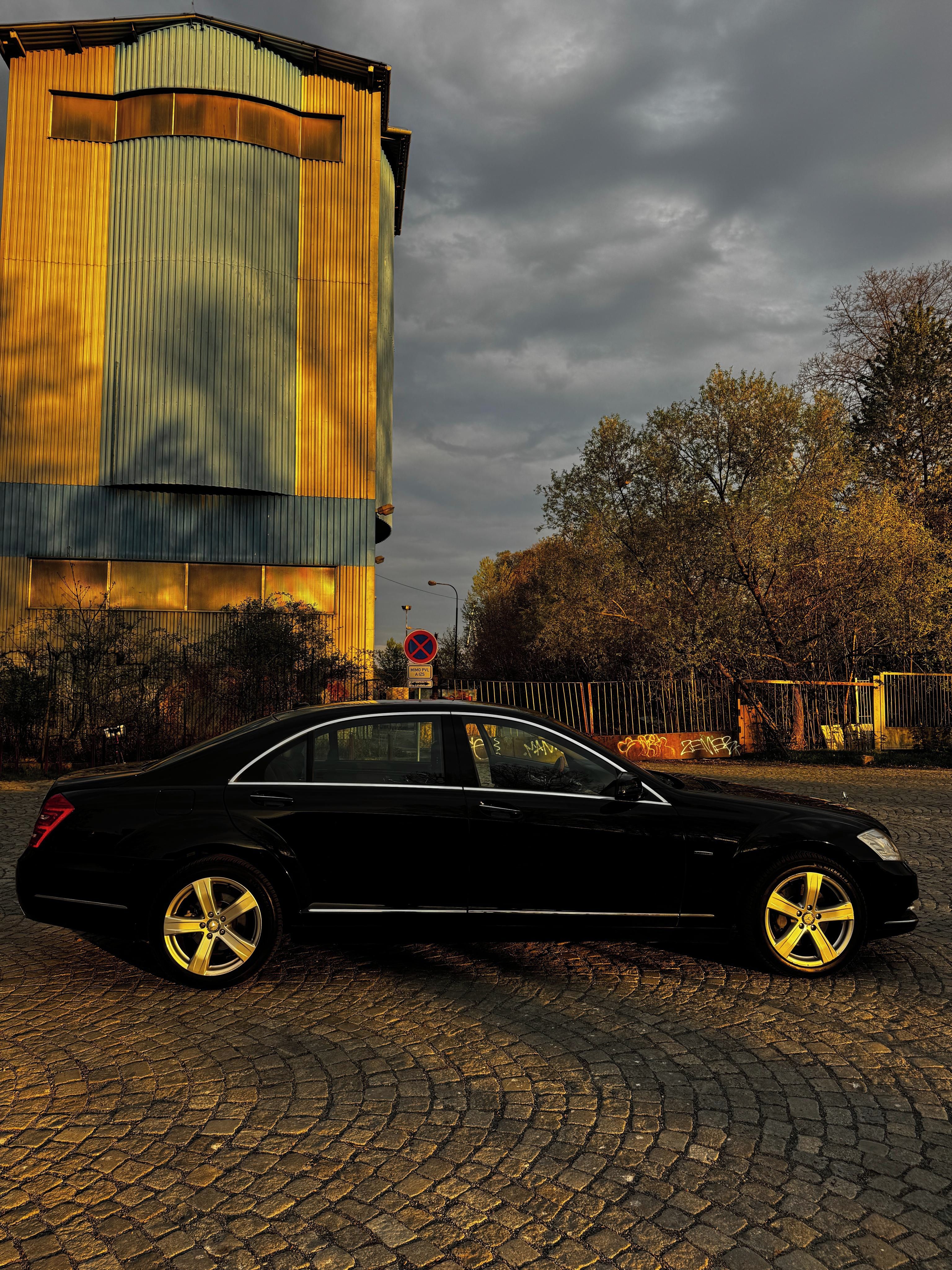 Mercedes-Benz Třídy S, S 350L 4MATIC - fotka 3