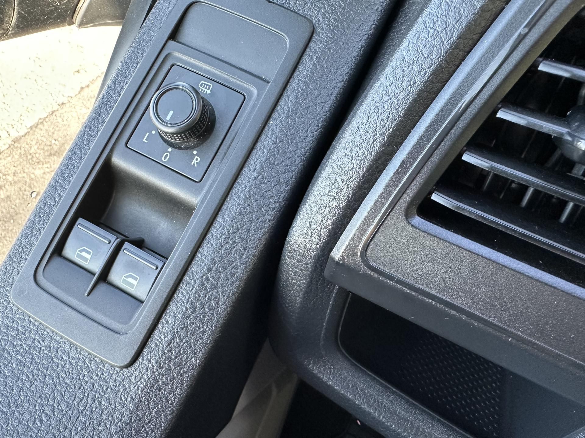 Volkswagen Transporter, 2.0TDI/110kW*9.Míst*DSG* 2.Maj - fotka 6