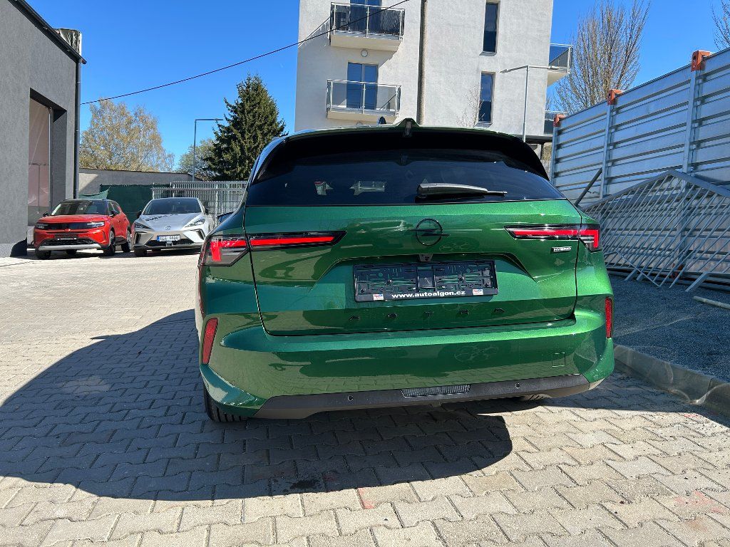 Opel Astra, ST Edit. 1,2 Mild-h 107kW AT6 - fotka 4