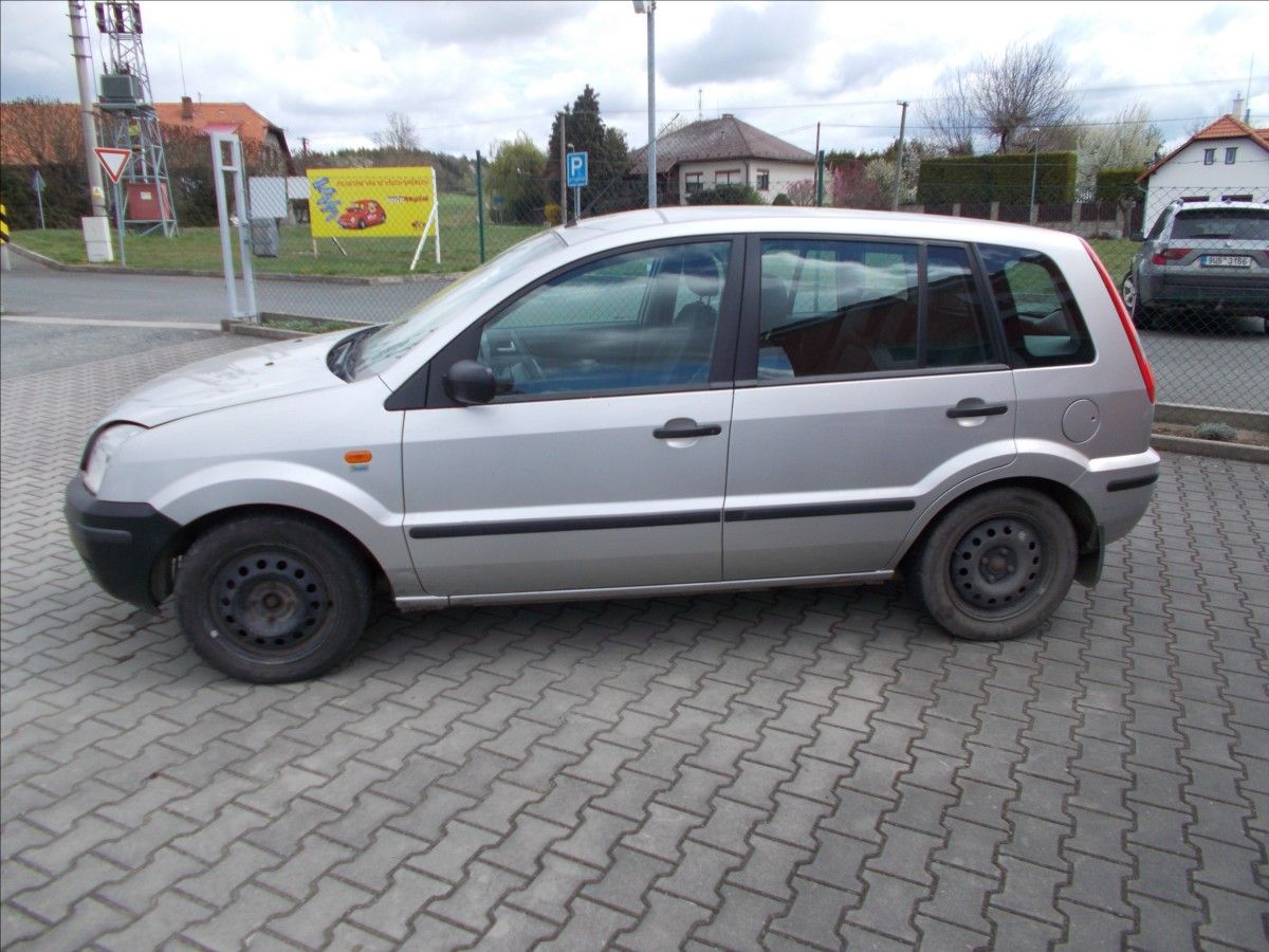 Ford Fusion, 1,4 i ČR - fotka 4