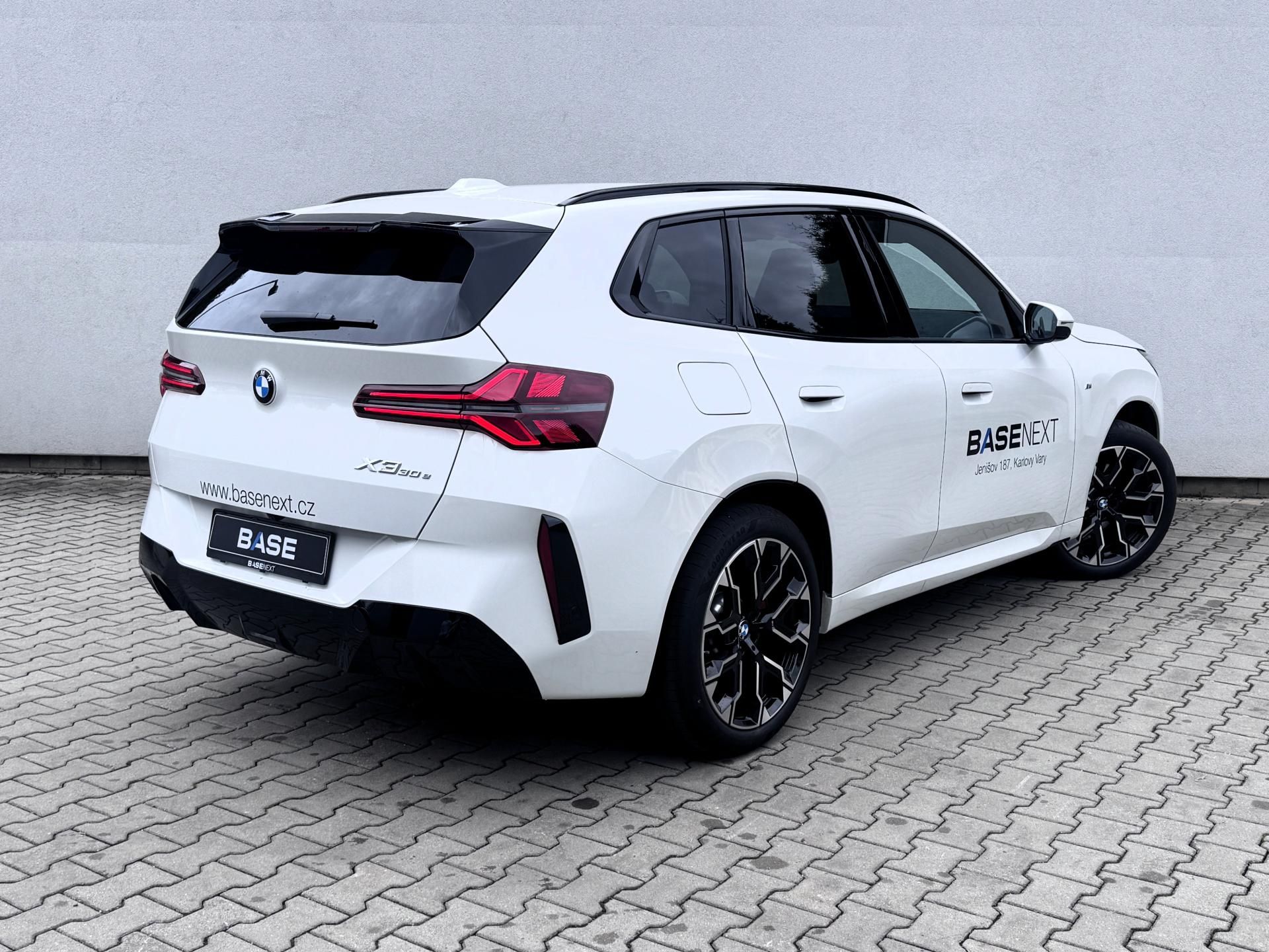 BMW X3, xDrive 30e M Sport - fotka 4