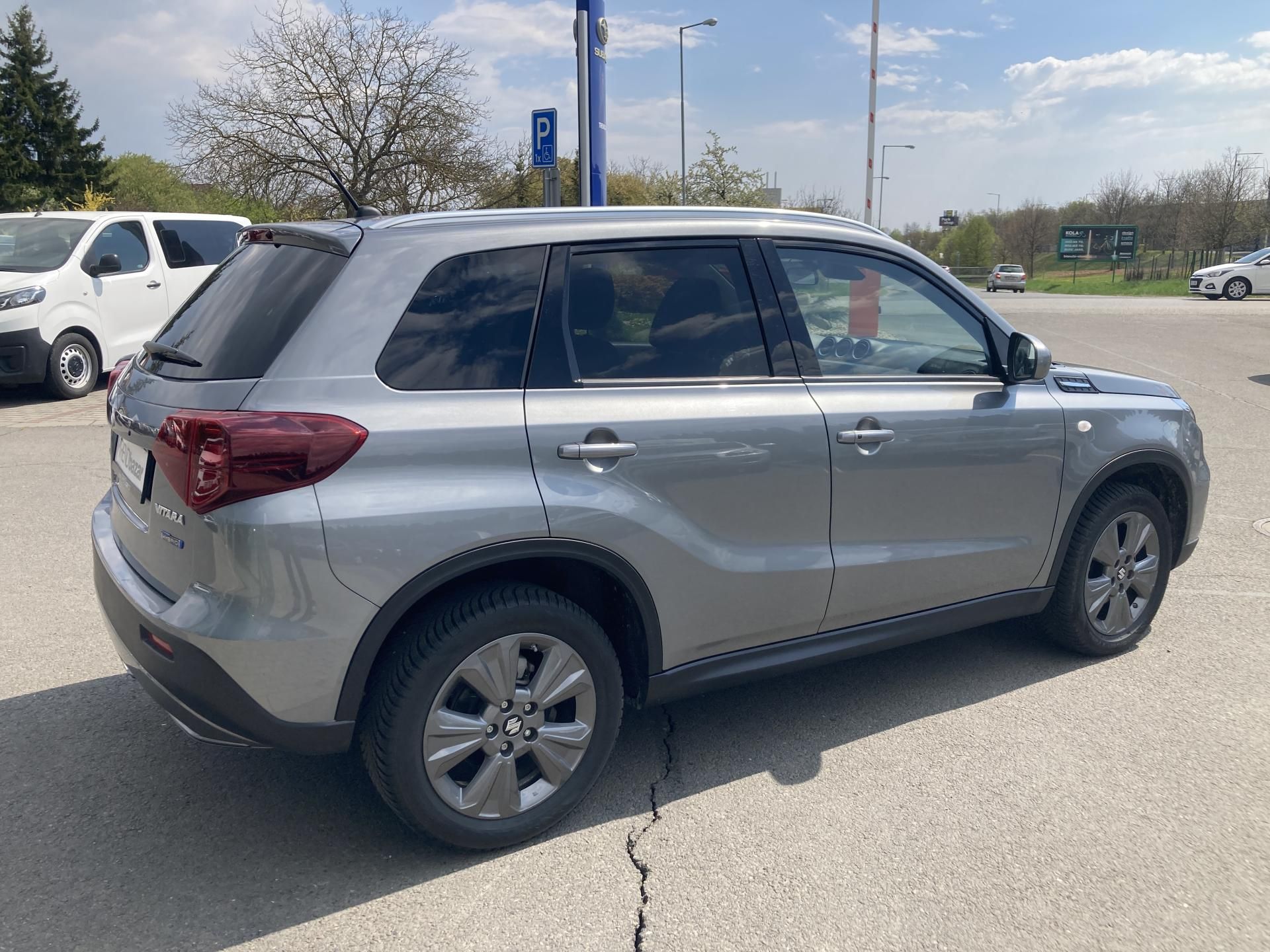 Suzuki Vitara, 1,5 Hybrid Premium AT - fotka 4