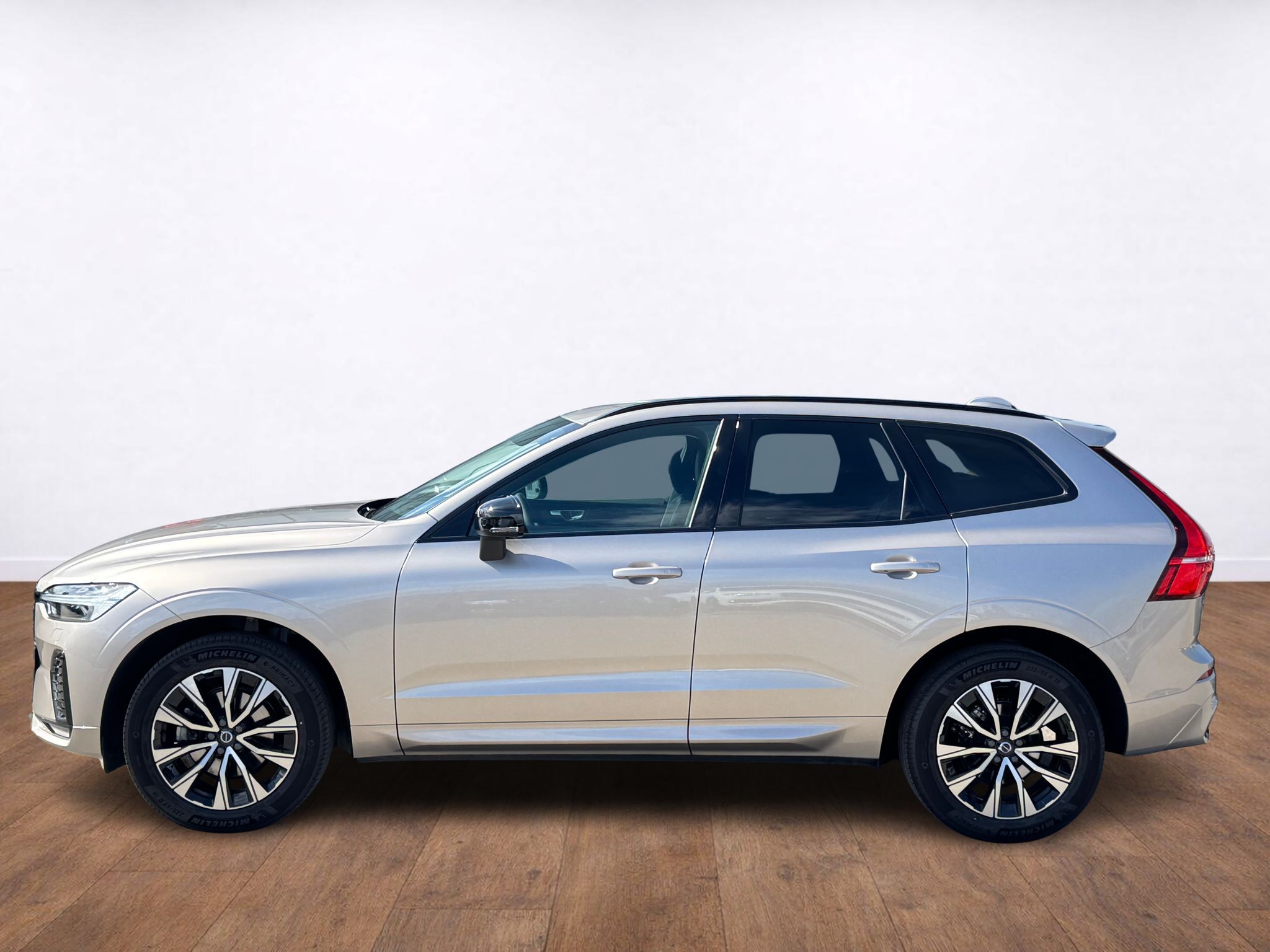 Volvo XC60, PLUS DARK B5, FULL LED - fotka 2