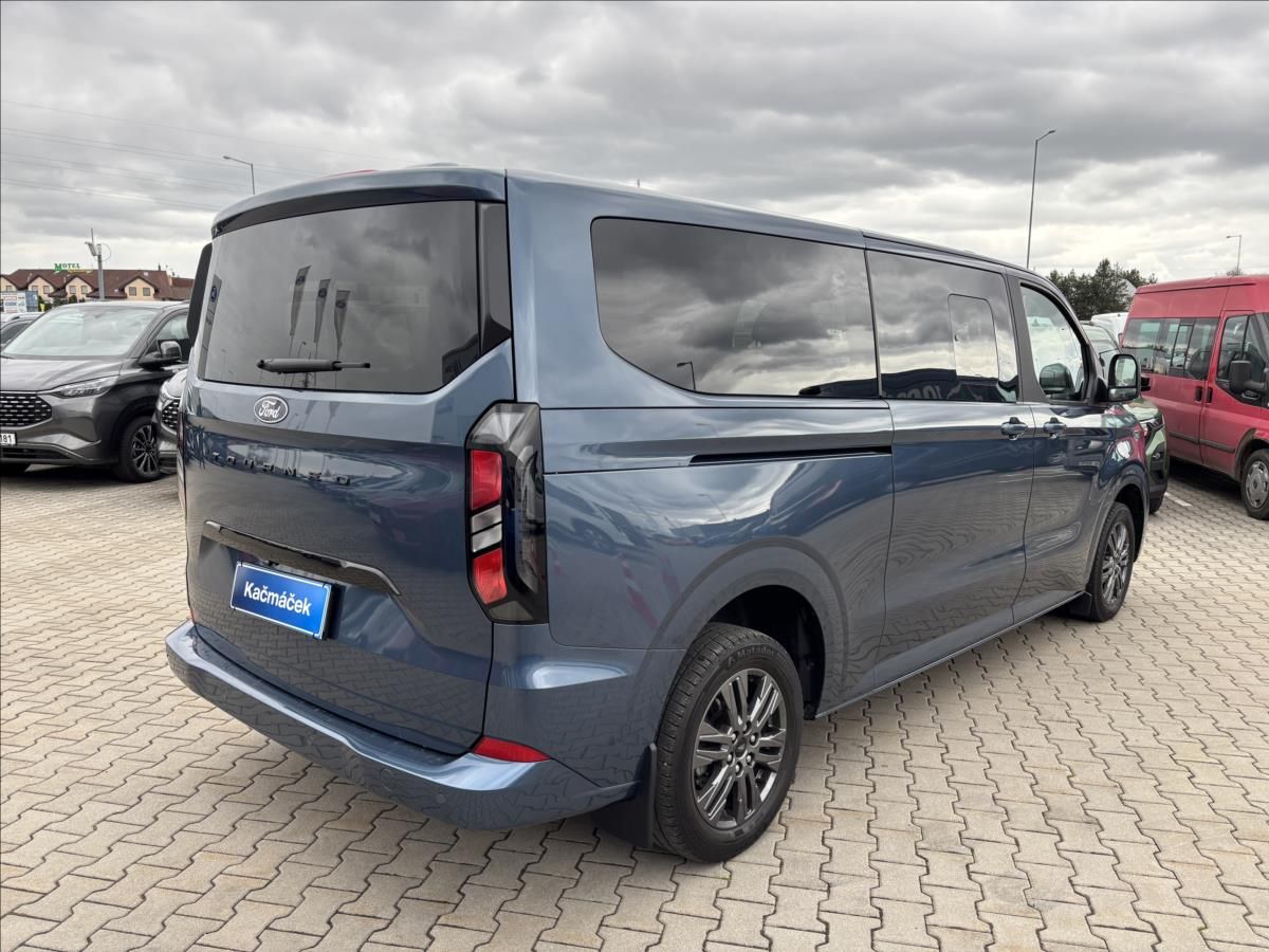Ford Tourneo Custom, 2,0 EcoBlue 125kW L2 TitaniumX - fotka 5