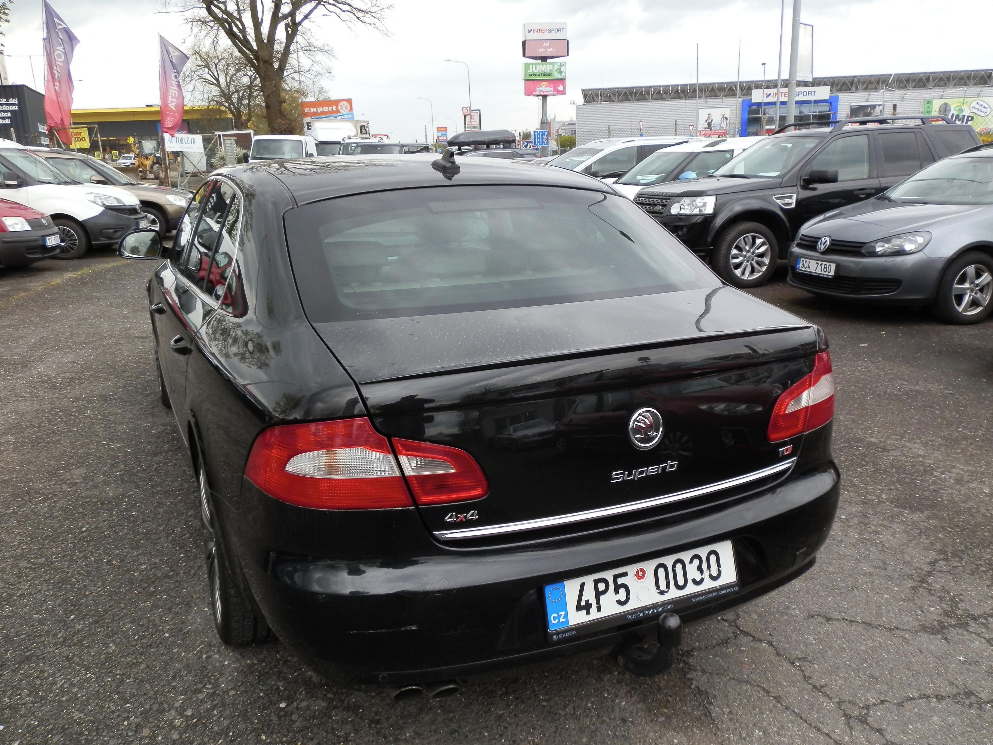 Škoda Superb, 2,0 TDi 4x4 - fotka 4