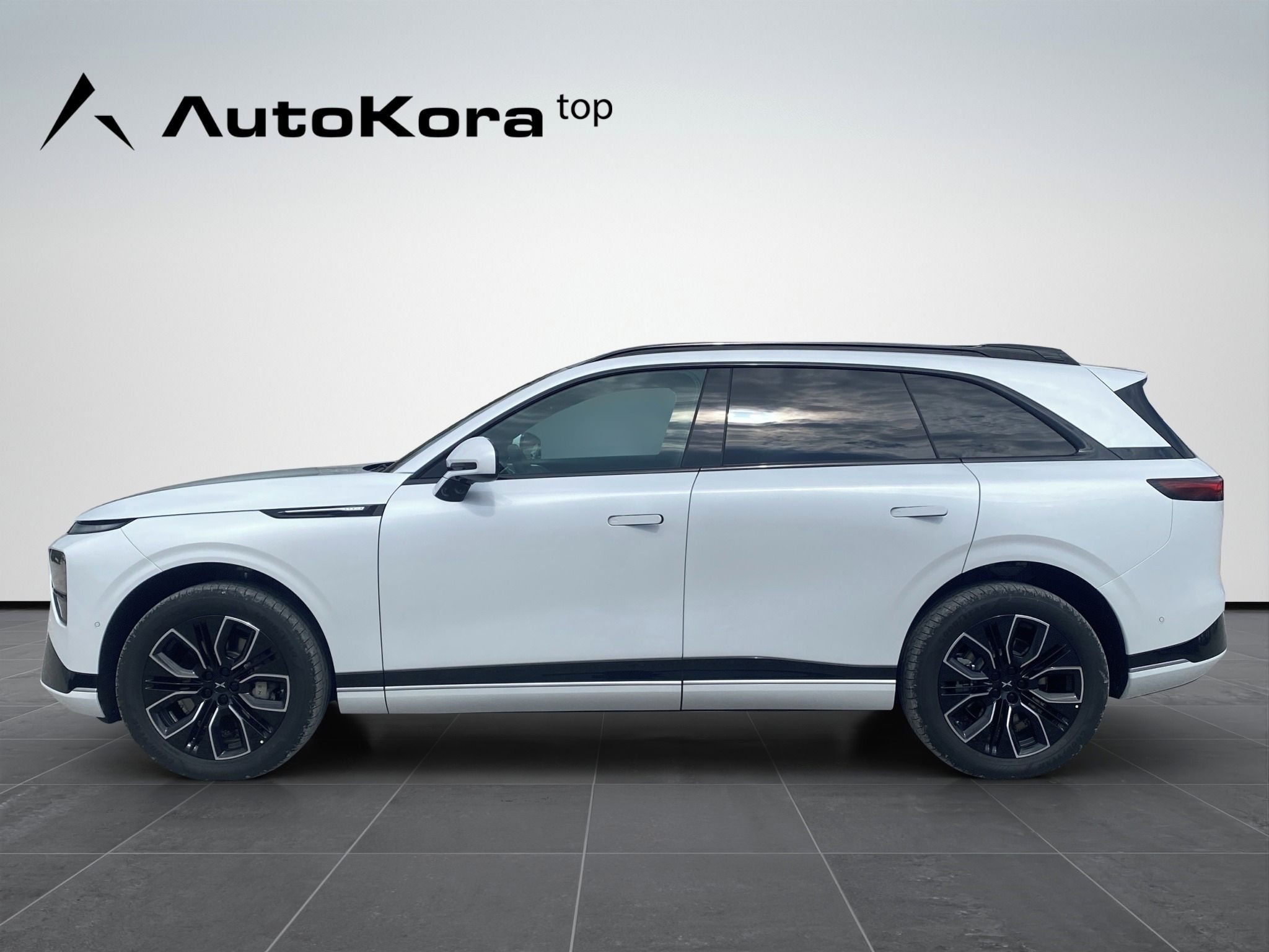 XPENG G9, RWD Long Range, 258kW - fotka 5