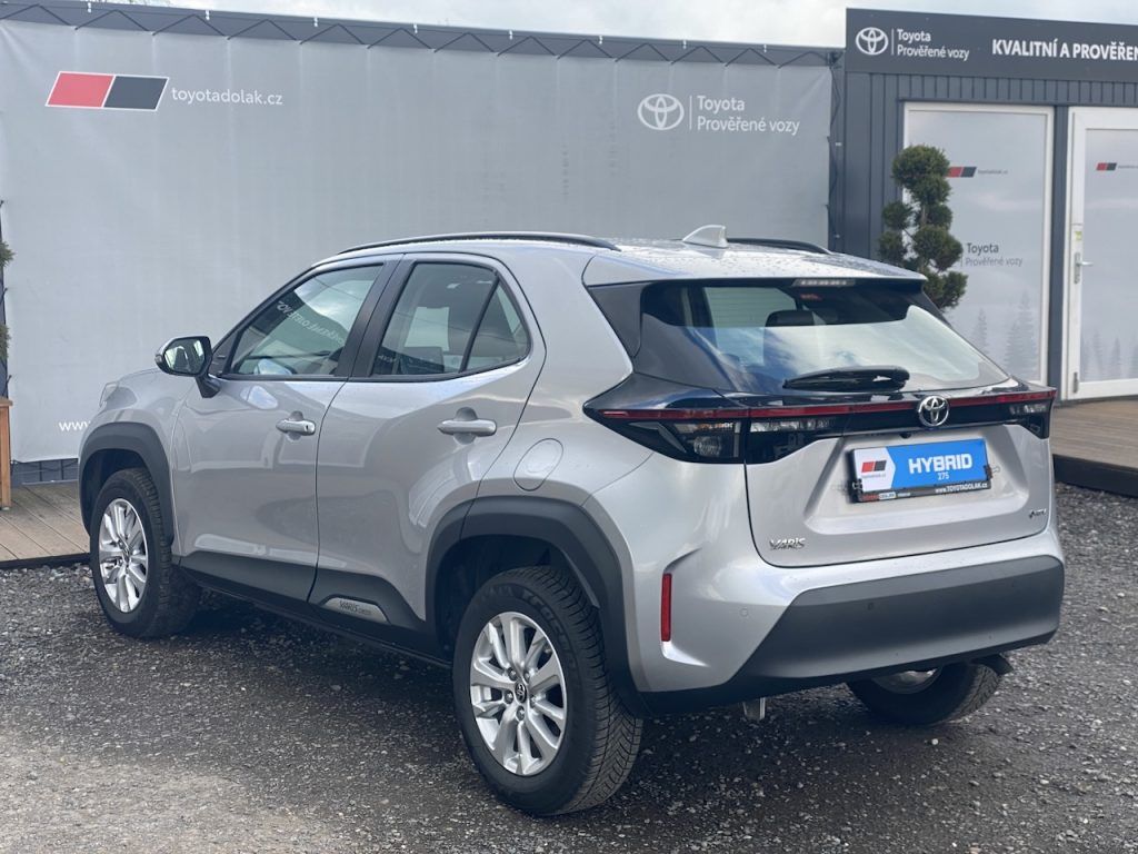 Toyota Yaris Cross, 1.5HEV, ČR-1, Comfort, DPH - fotka 4