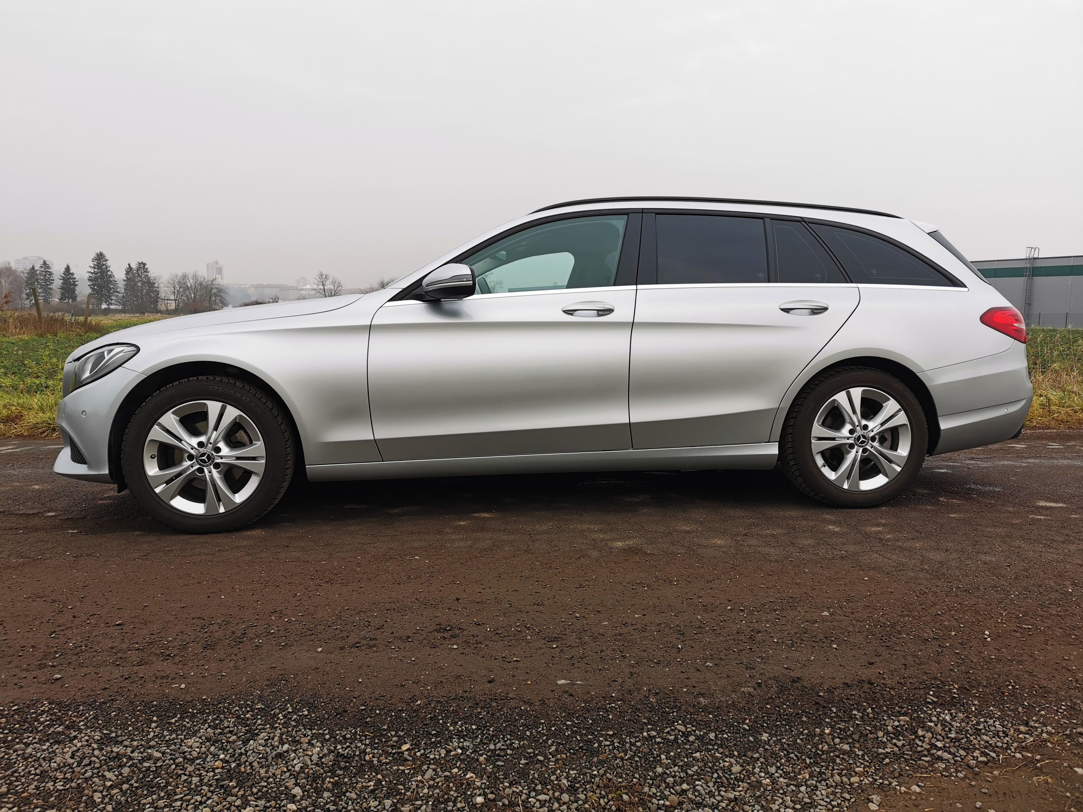 Mercedes-Benz Třídy C, C200 Bluetec - fotka 4