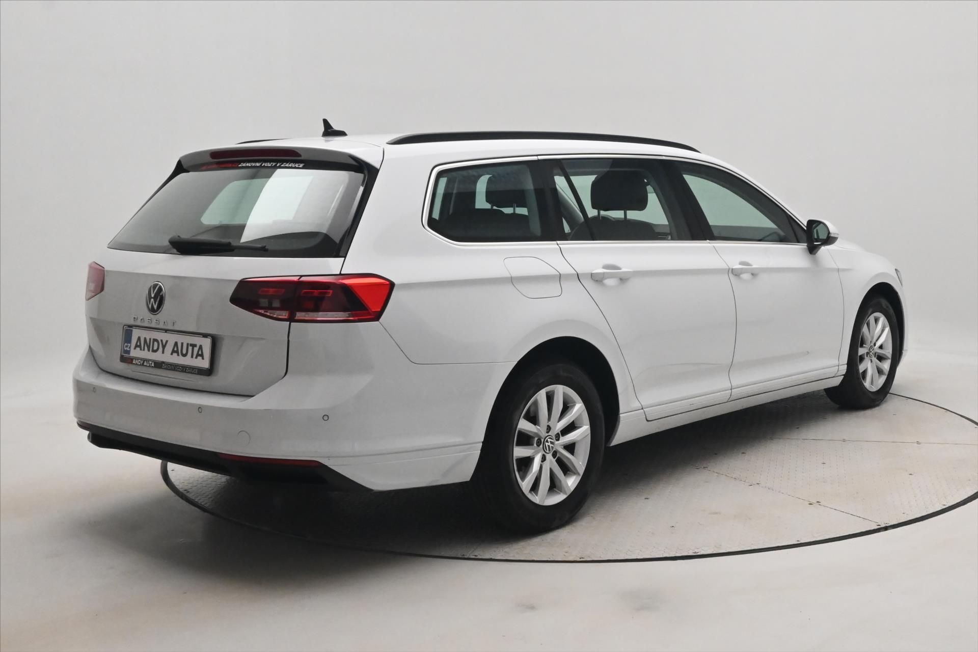 Volkswagen Passat, 2,0 TDI 110KW DSG BUSINESS VŮZ - fotka 5