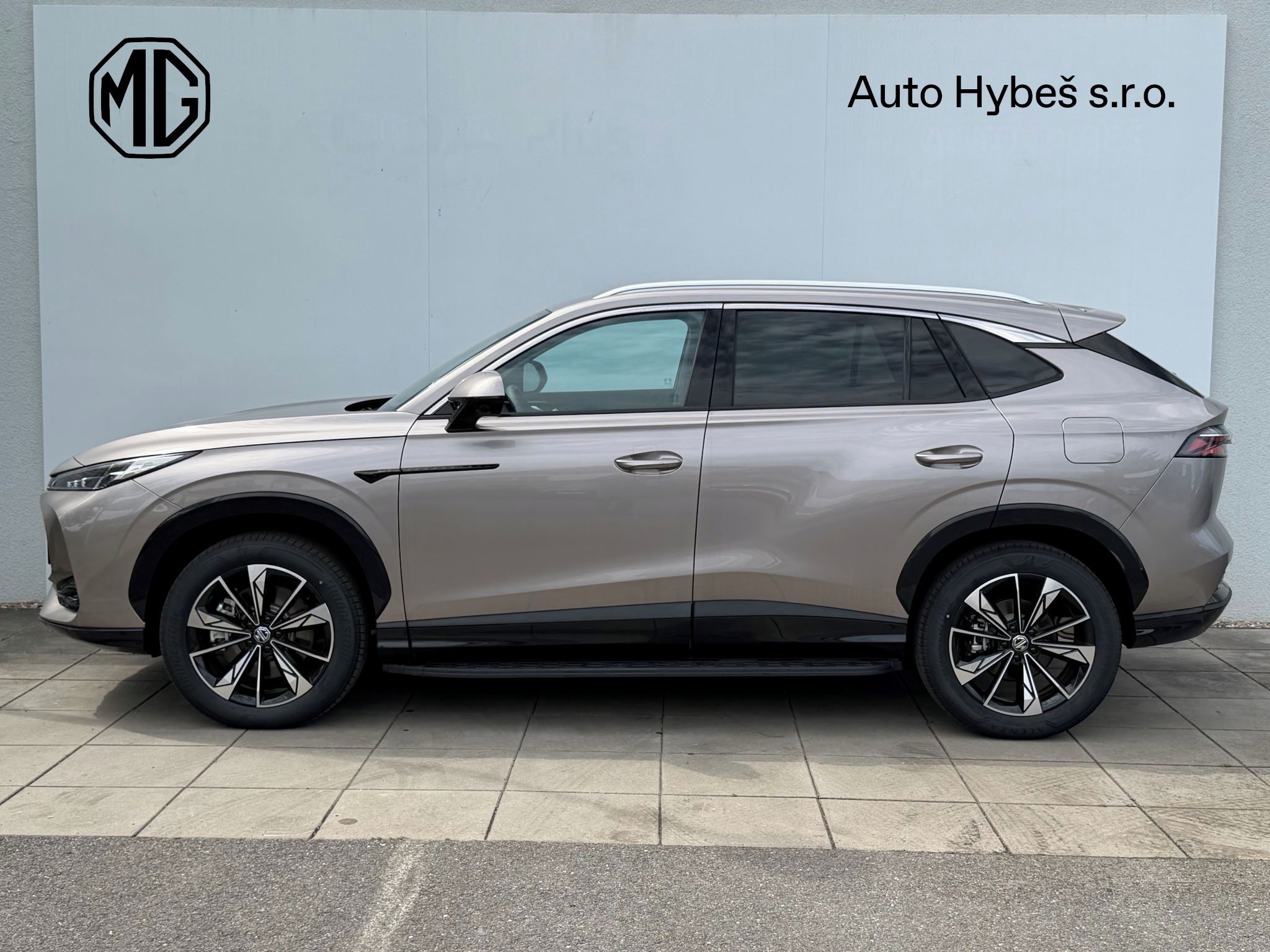 MG HS, PHEV 1,5 EMOTION AT - fotka 4