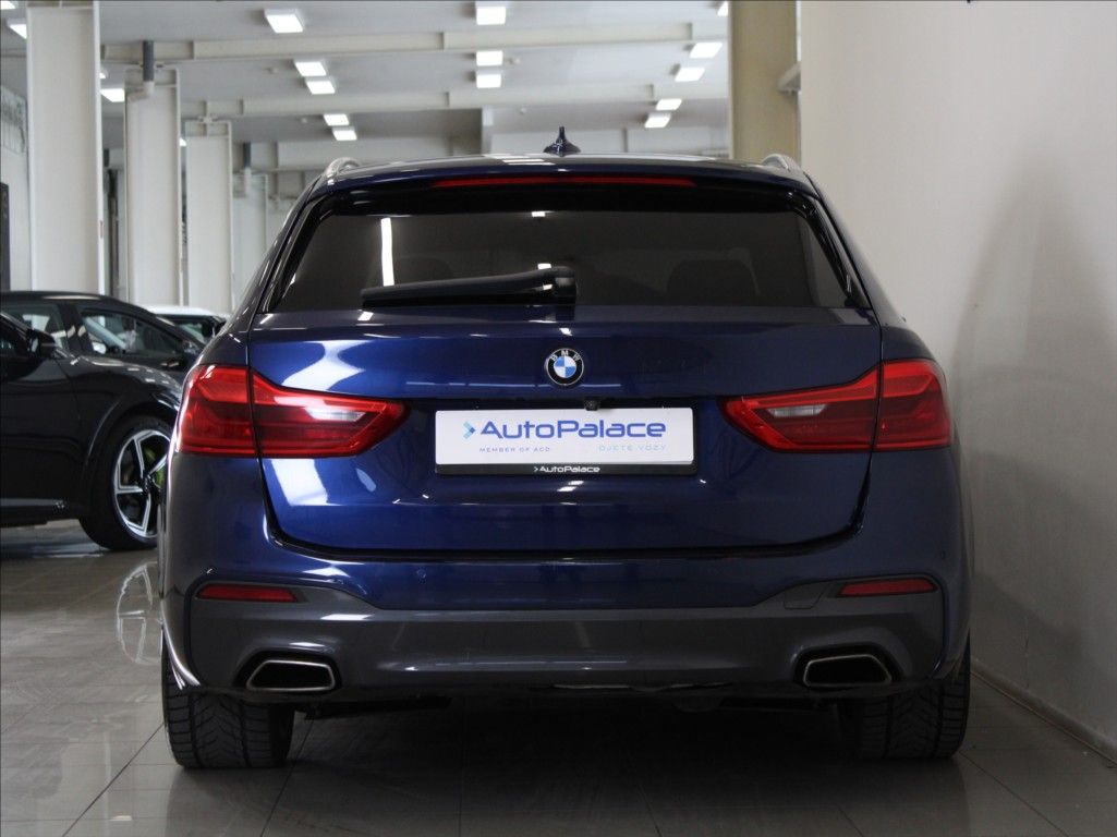 BMW Řada 5, 3,0 530xD M-Paket Paměť TAŽNÉ - fotka 4