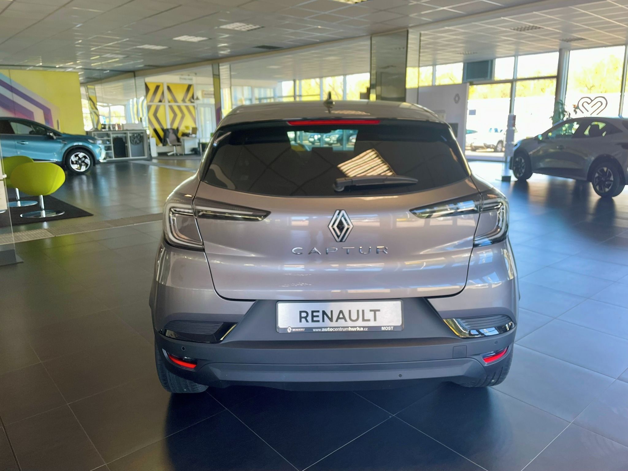Renault Captur, Techno TCe 90 VÝPRODEJ - fotka 4