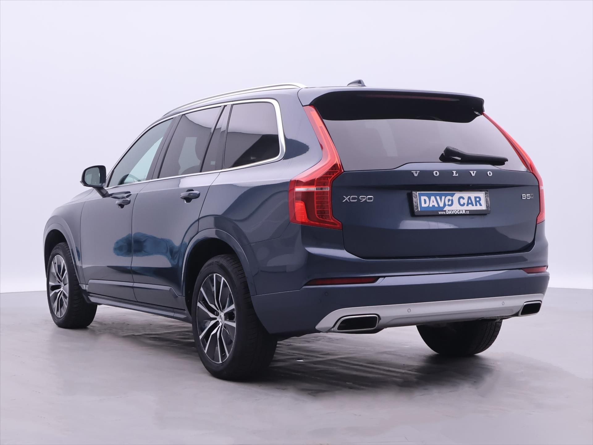 Volvo XC90, 2,0 D5 173 kW AWD Momentum DPH - fotka 5
