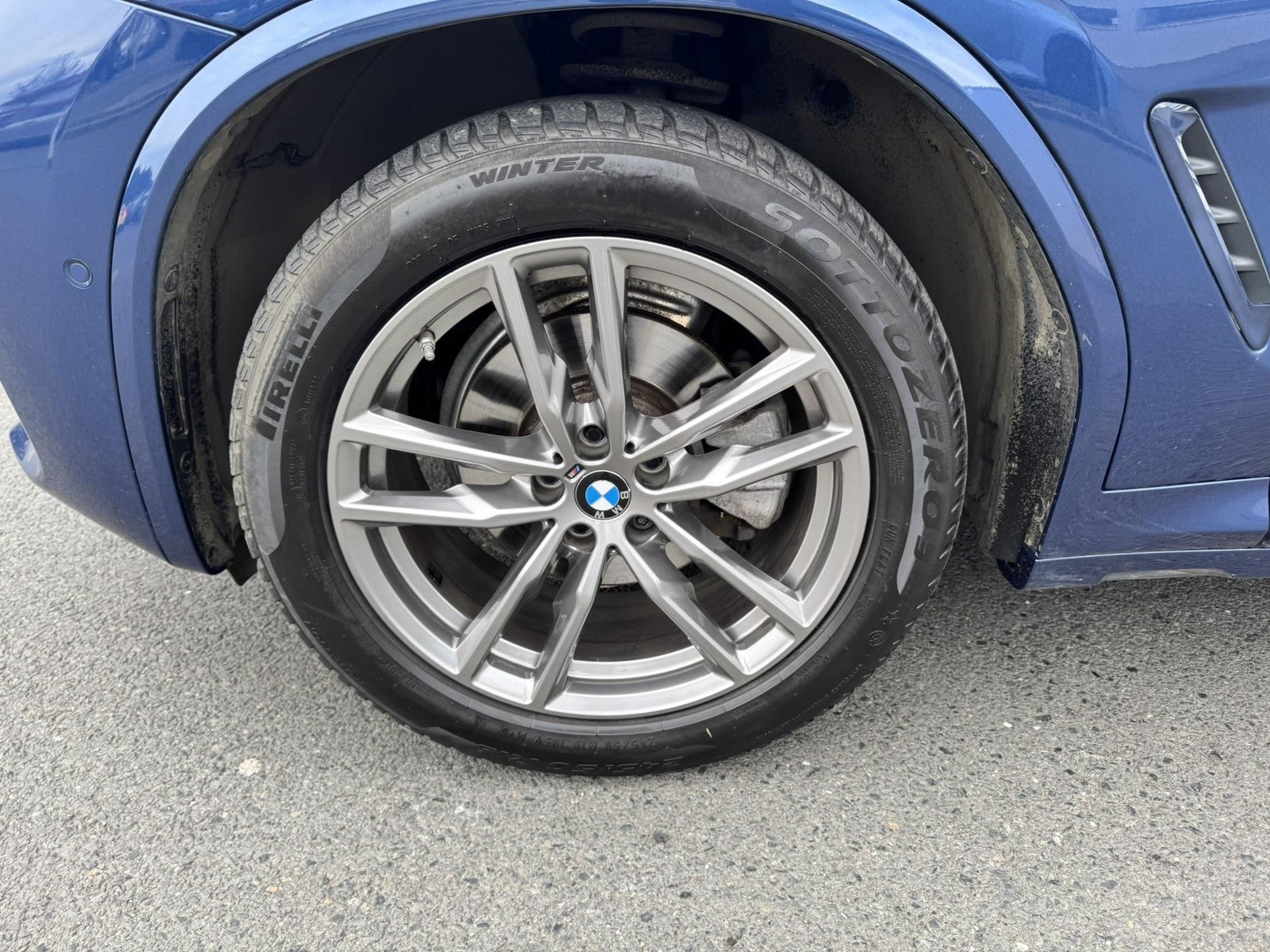 BMW X4, X4 xDrive20d Mpaket - fotka 3