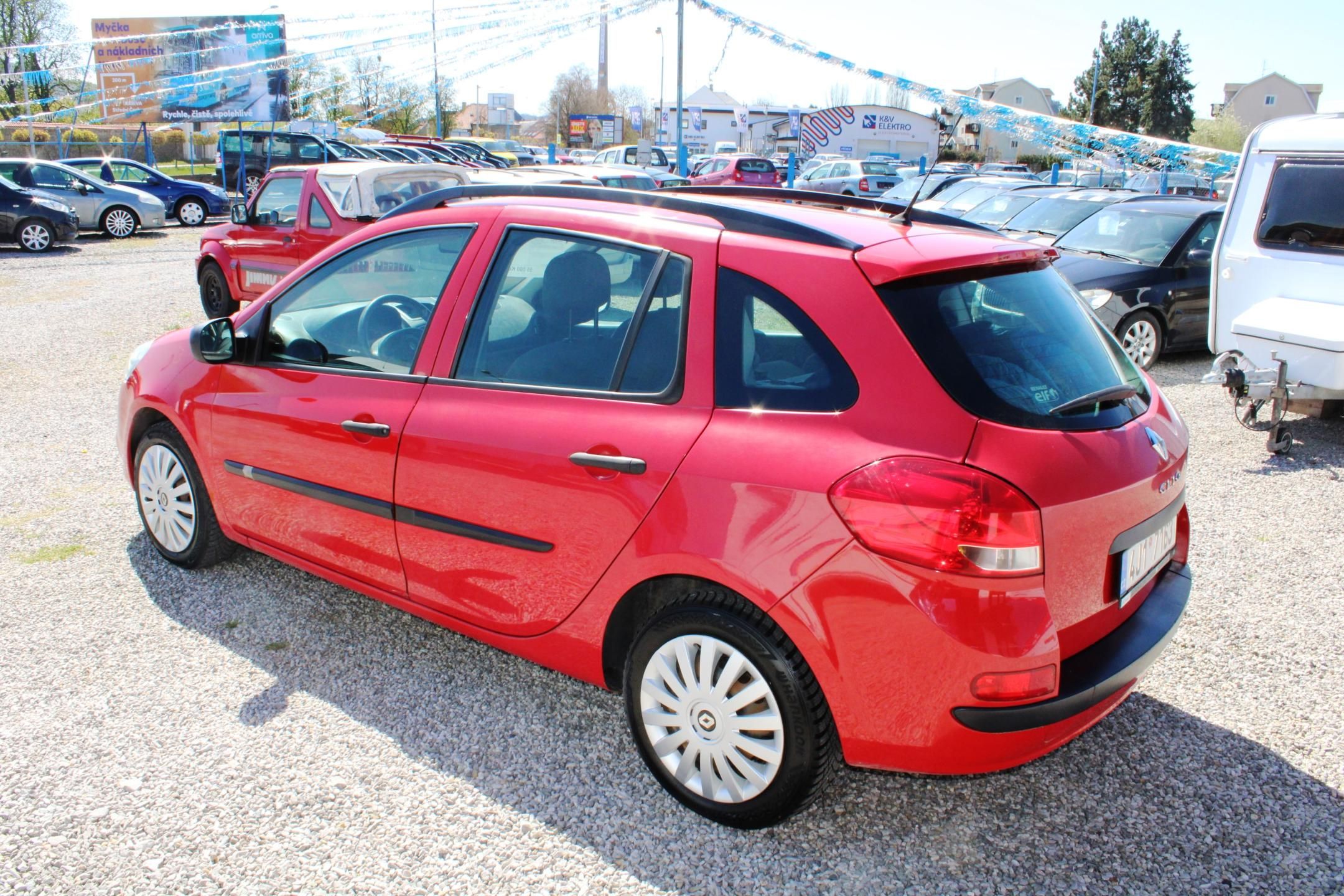 Renault Clio, 1,2i EL.OKNA ABS SERVO CENTRÁL - fotka 5