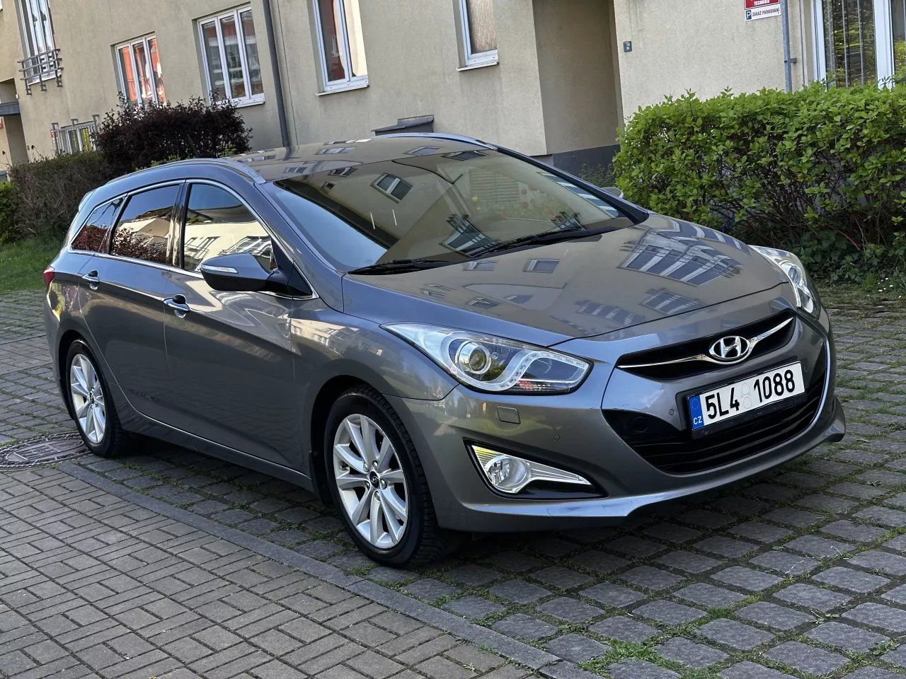 Hyundai i40, 1.7 CRDi Style Navigace Xenony - fotka 3