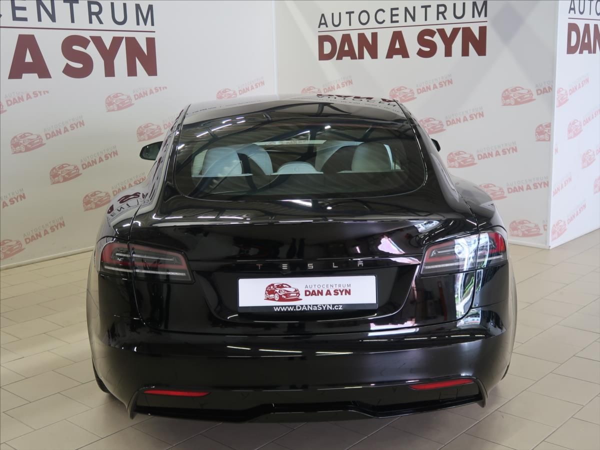Tesla Model S, 1.majitel ZÁNOVNÍ ! - fotka 5
