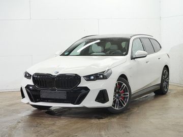 550e xDrive Touring M PRO