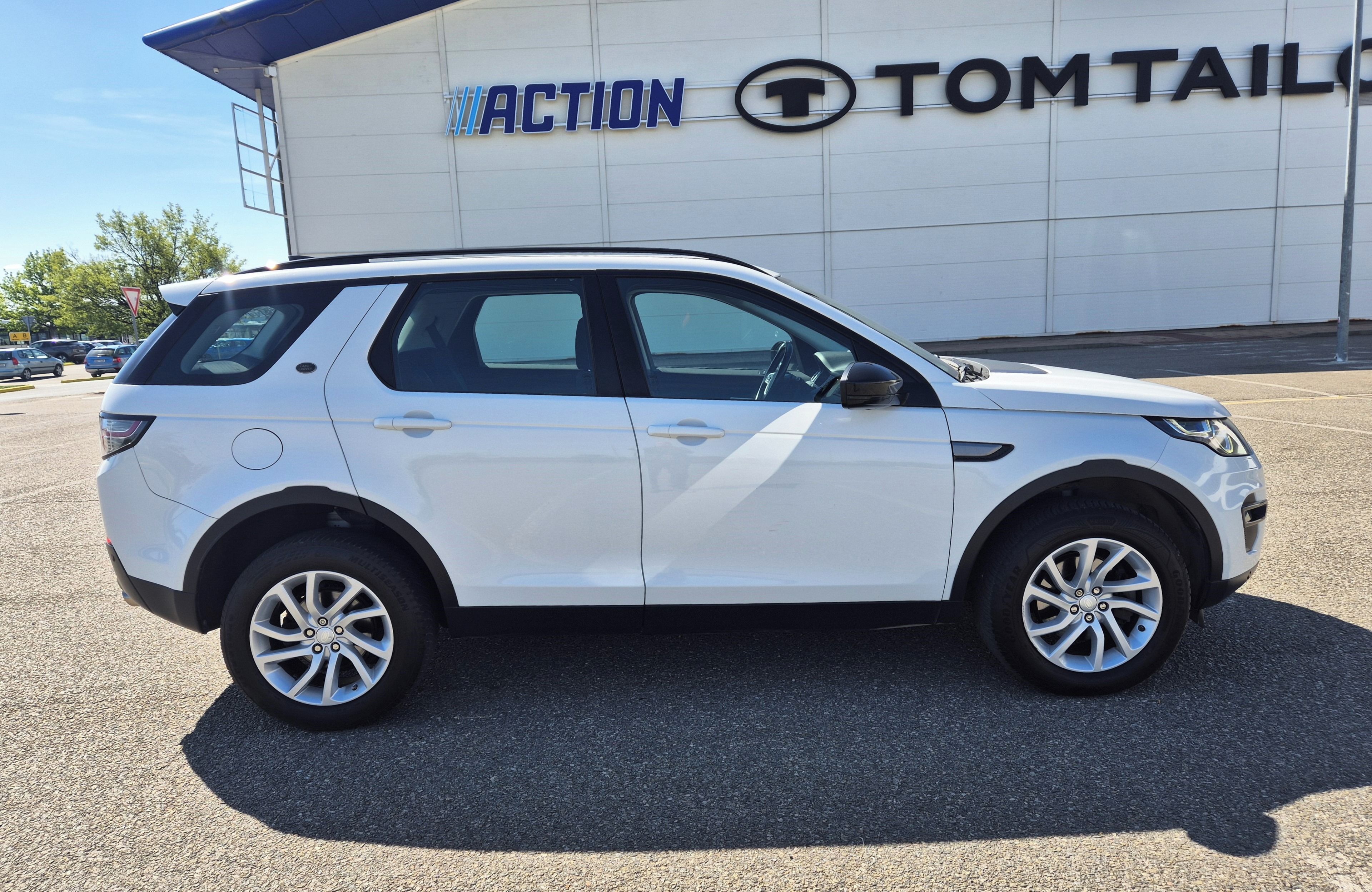 Land Rover Discovery Sport, 2.0TD4 SE 4x4 1 MAJITEL AUTOMA - fotka 4