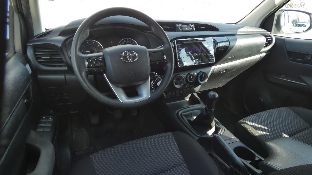 Toyota Hilux, 2.4 D-4D Double Cab 4x4 Live - fotka 5
