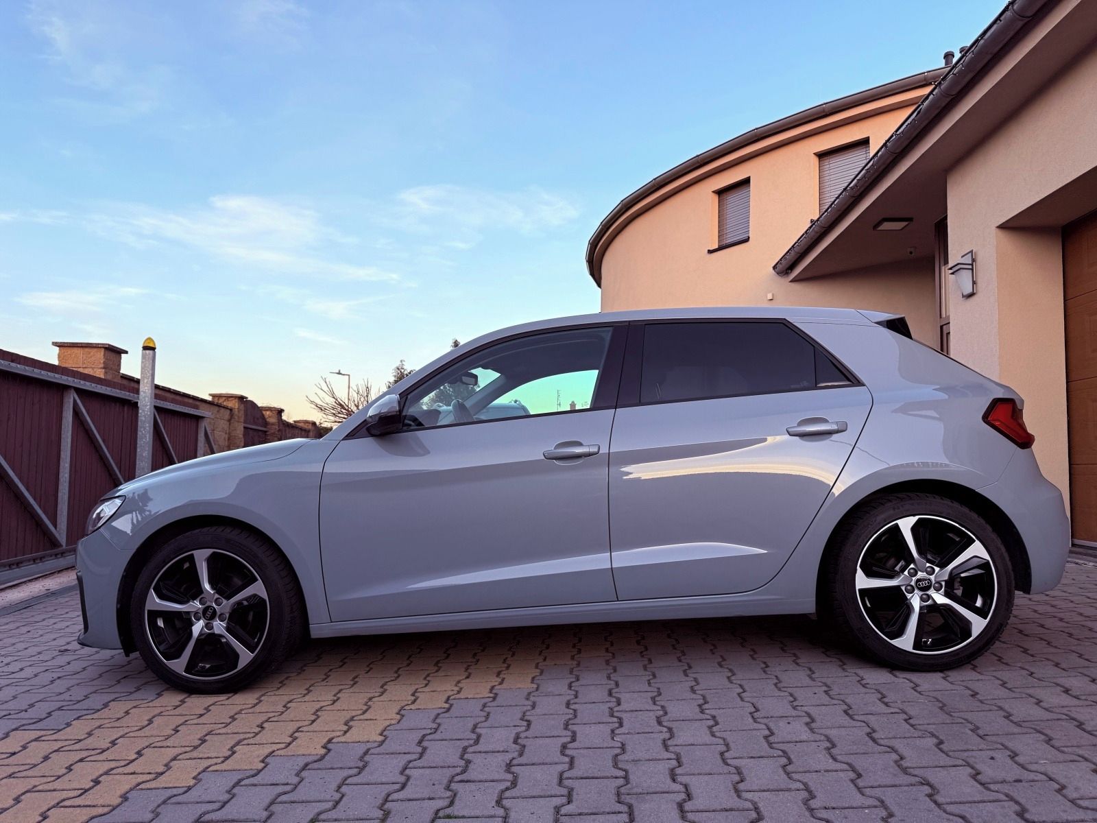 Audi A1, 30 TFSi 85kW S Tronic Virtual - fotka 3