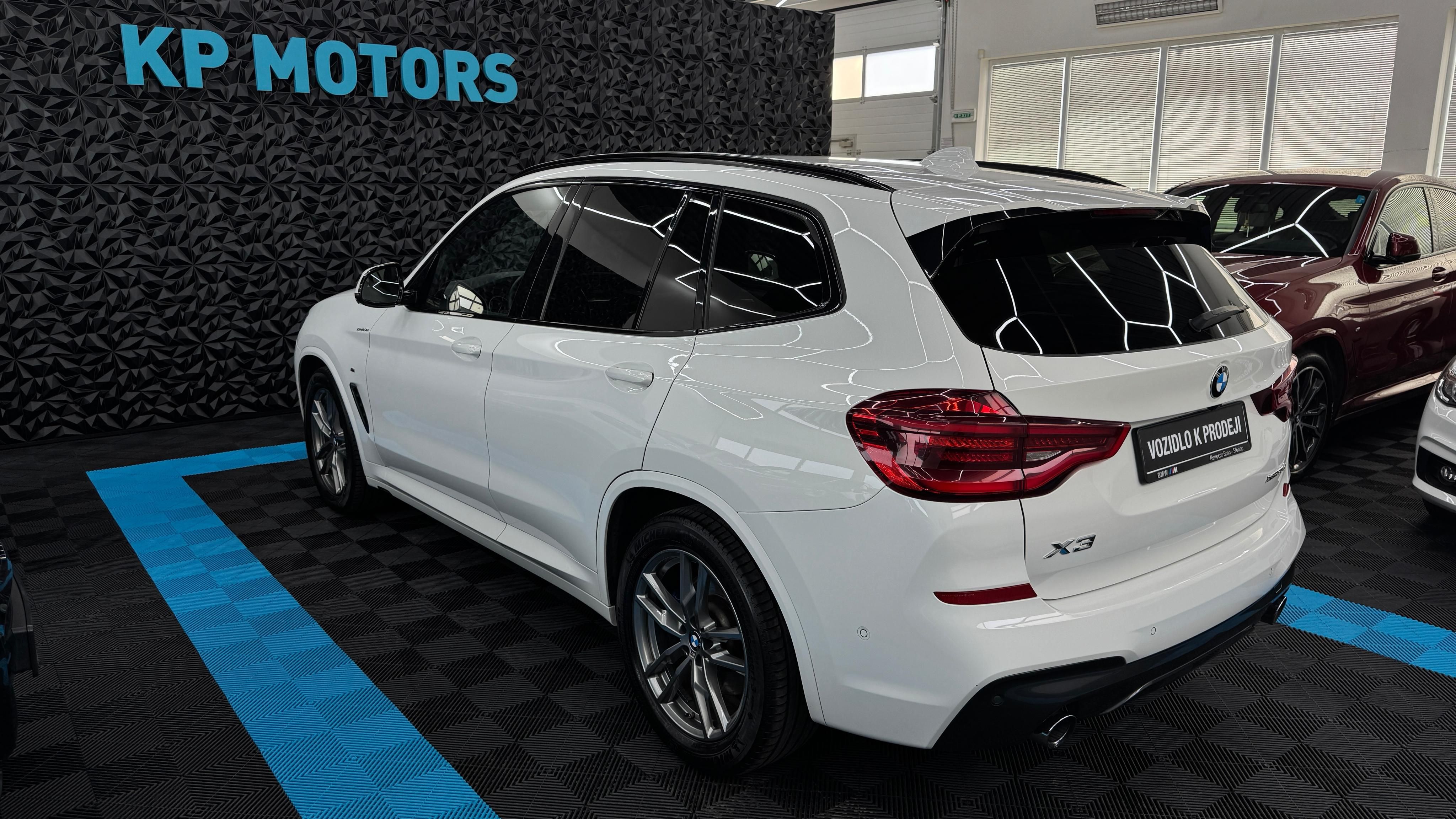 BMW X3, 30d xDrive,M paket,ČR,Servis - fotka 6