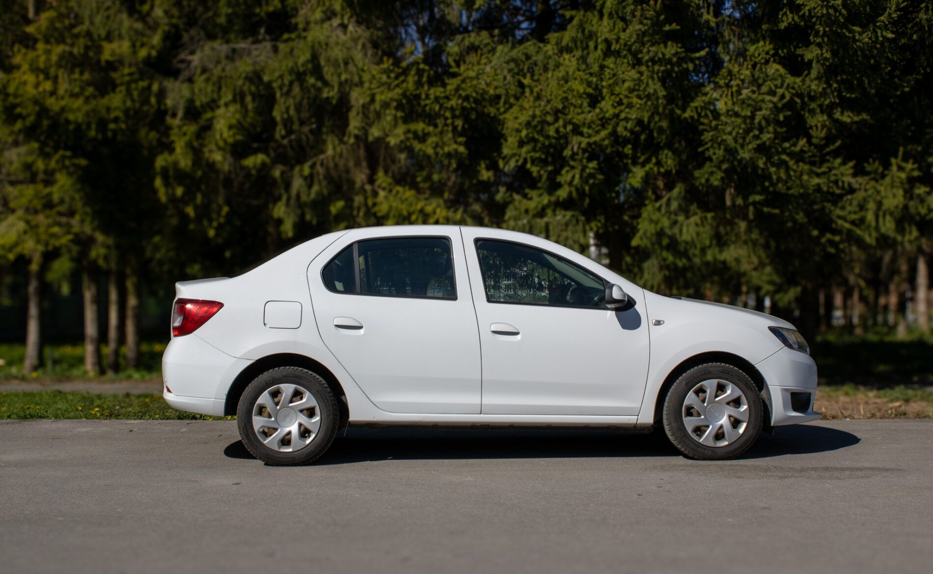 Dacia Logan - fotka 4