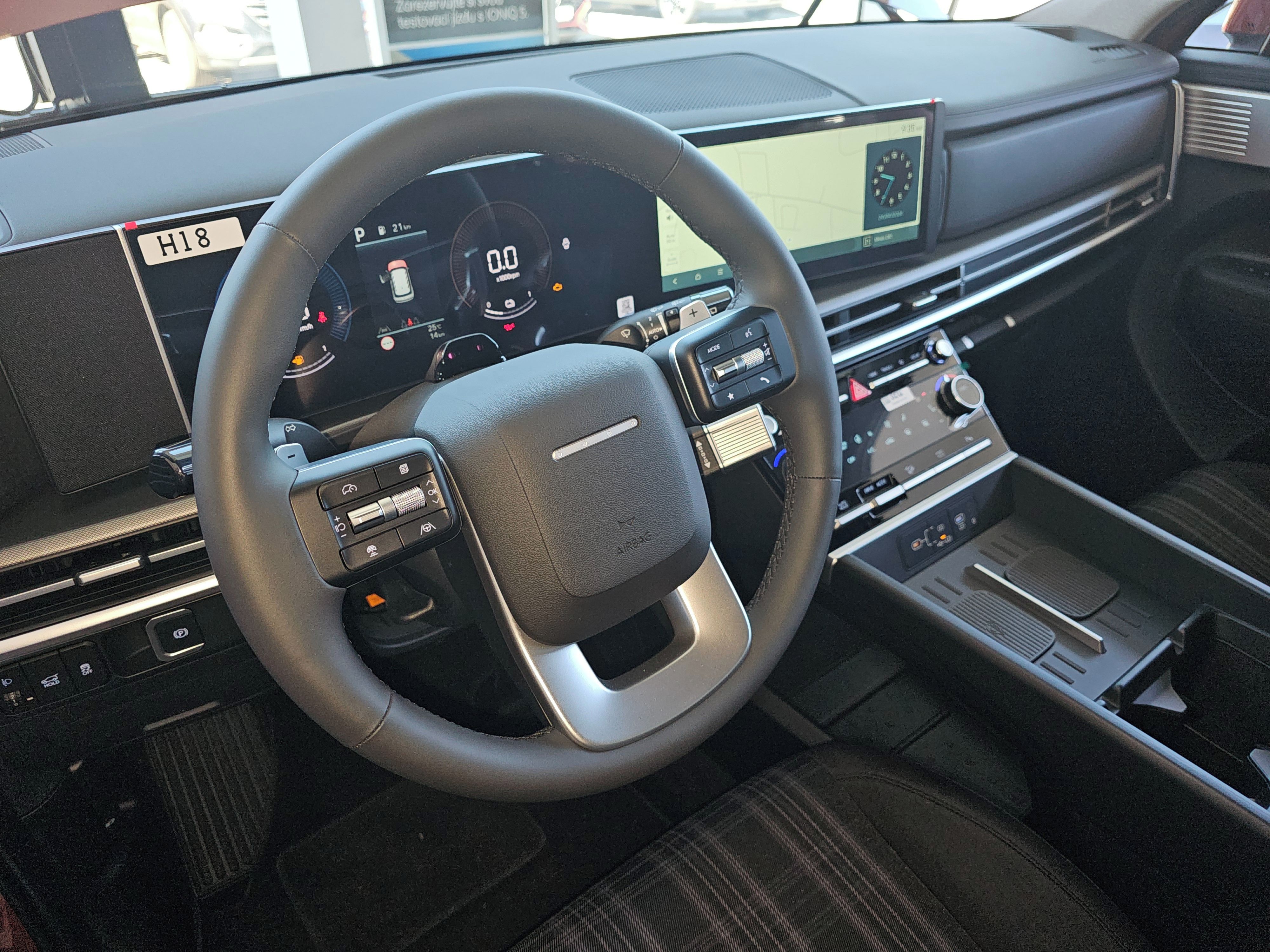 Hyundai Santa Fe, HEV 4x2 6AT Comfort - fotka 6