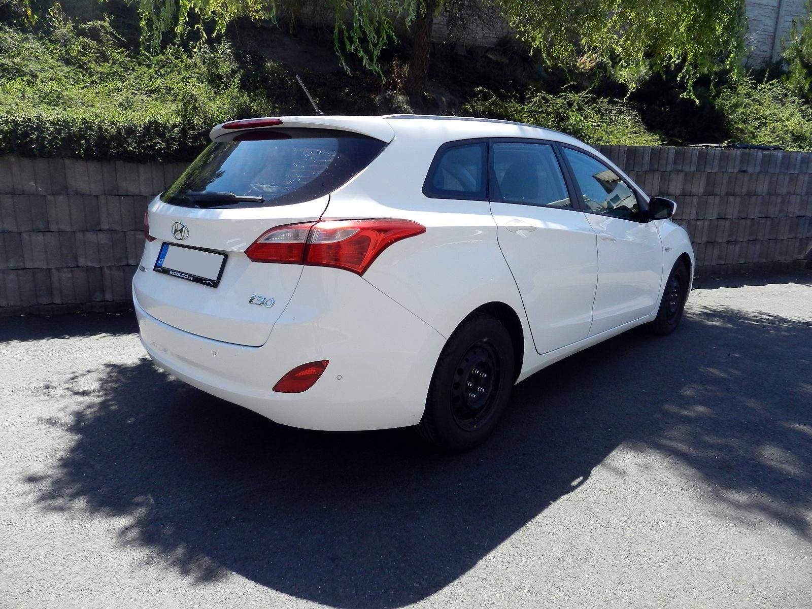 Hyundai i30, WG 1.6 CRDi 81 kW NOVÁ STK DPH - fotka 4