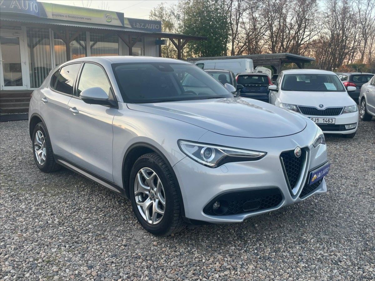Alfa Romeo Stelvio, 2,1 JTD - fotka 3