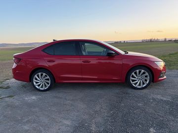 Style 2.0TDI HeadUp Matrix DPH