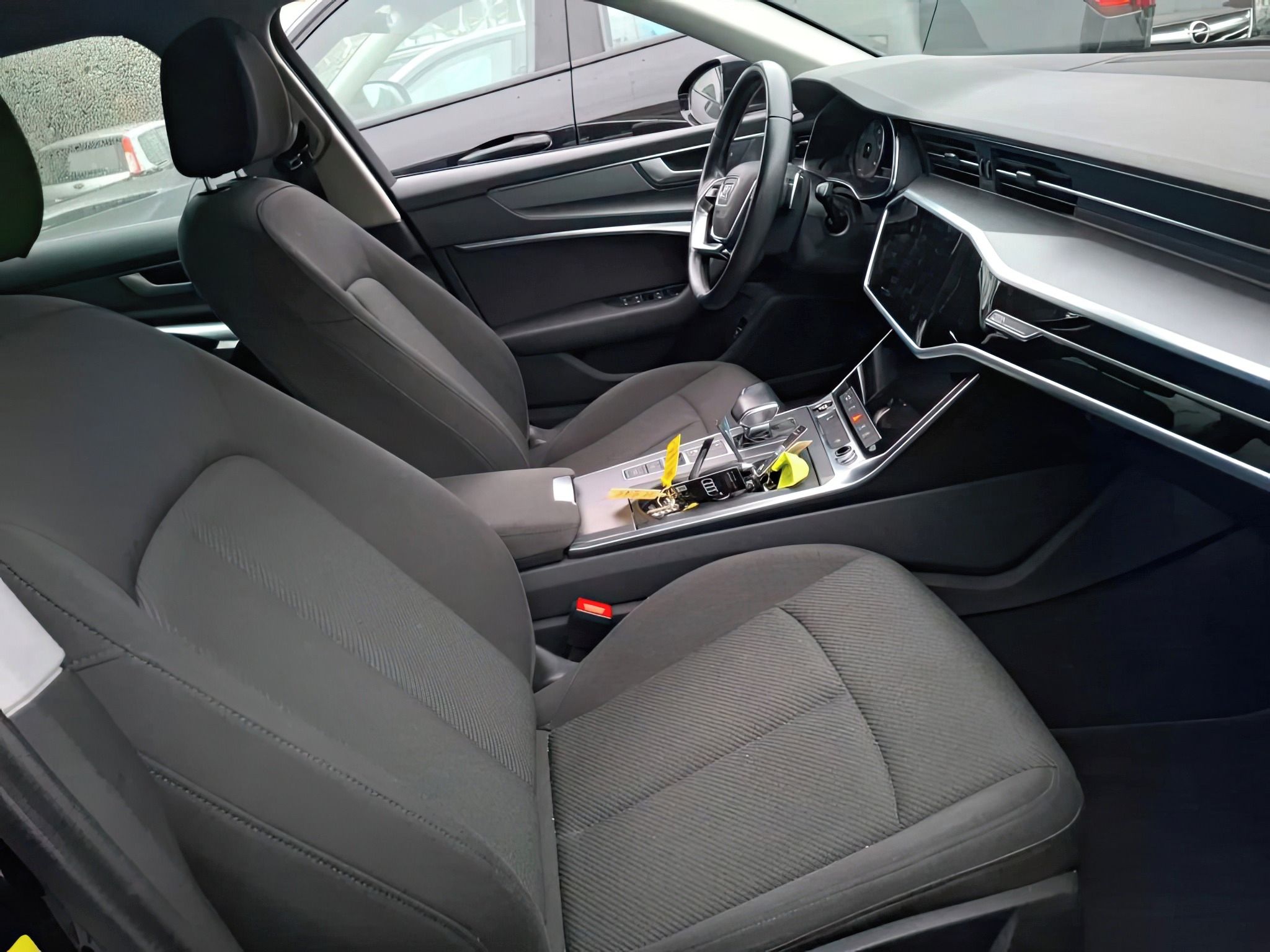 Audi A6, Avant 2.0TDI nebouráno - fotka 6