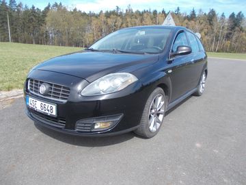 1,8 103KW benzín, zachovalé